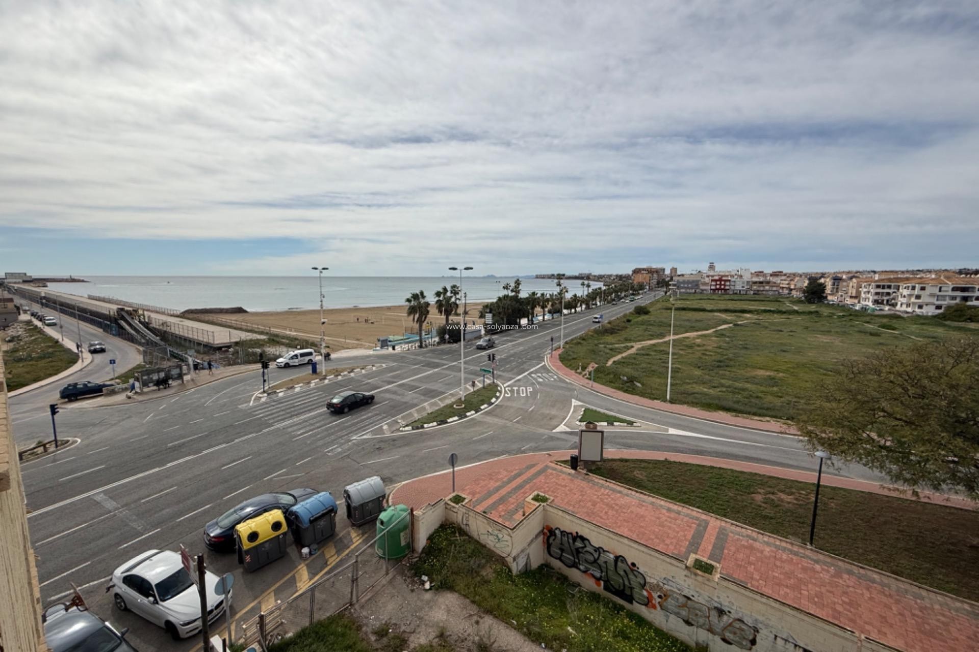 Reventa - Apartamento / piso - Torrevieja - El Acequión - Los Náufragos