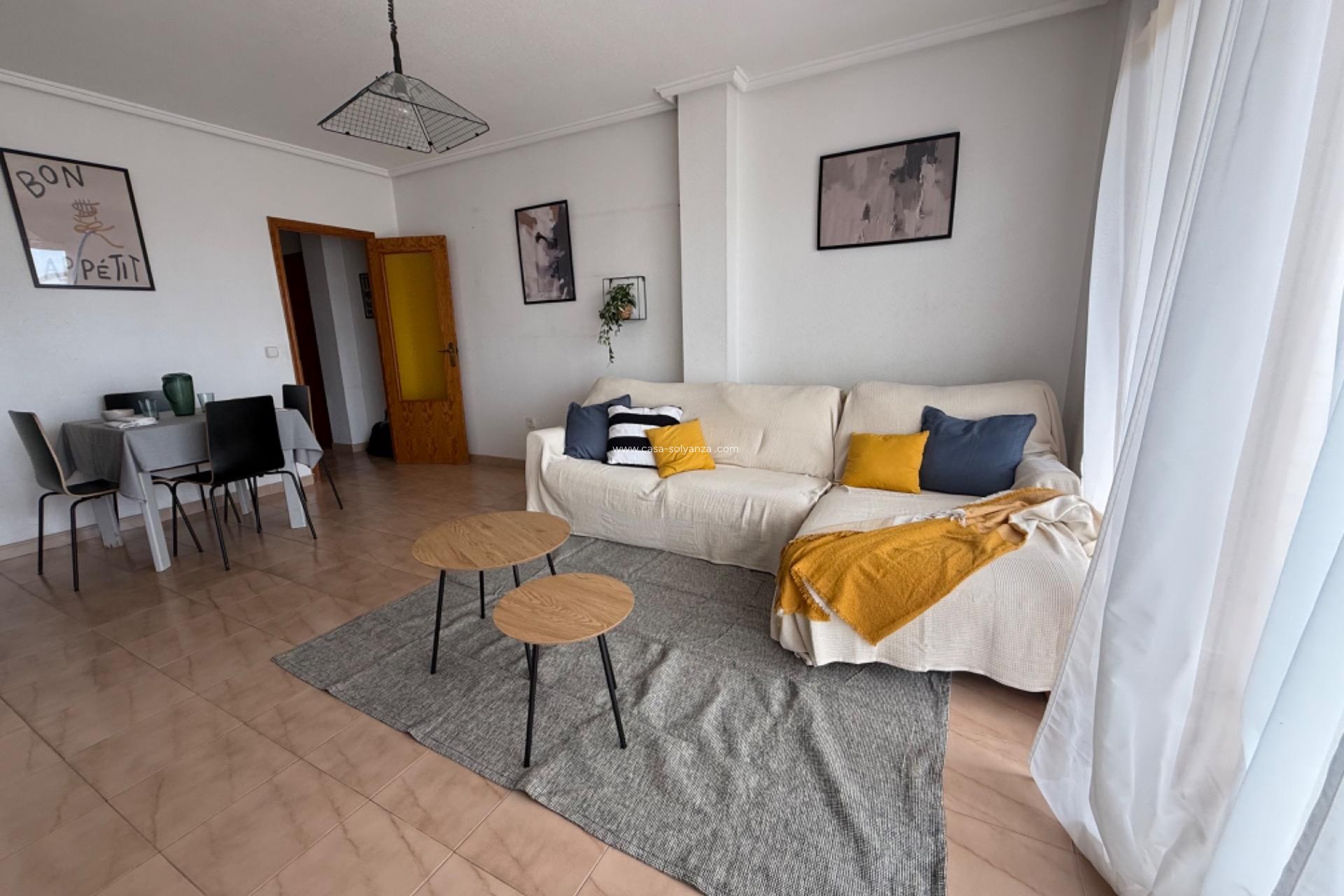 Reventa - Apartamento / piso - Torrevieja - El Acequión - Los Náufragos