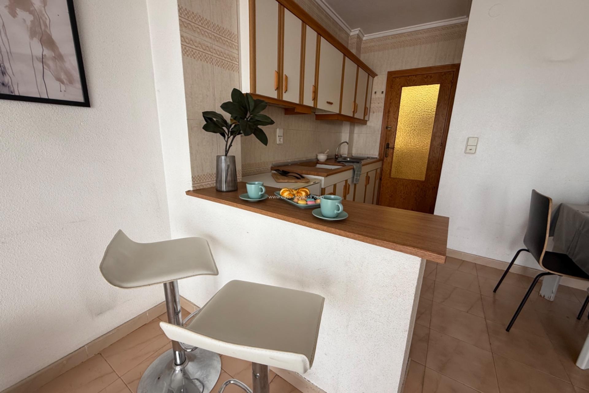 Reventa - Apartamento / piso - Torrevieja - El Acequión - Los Náufragos