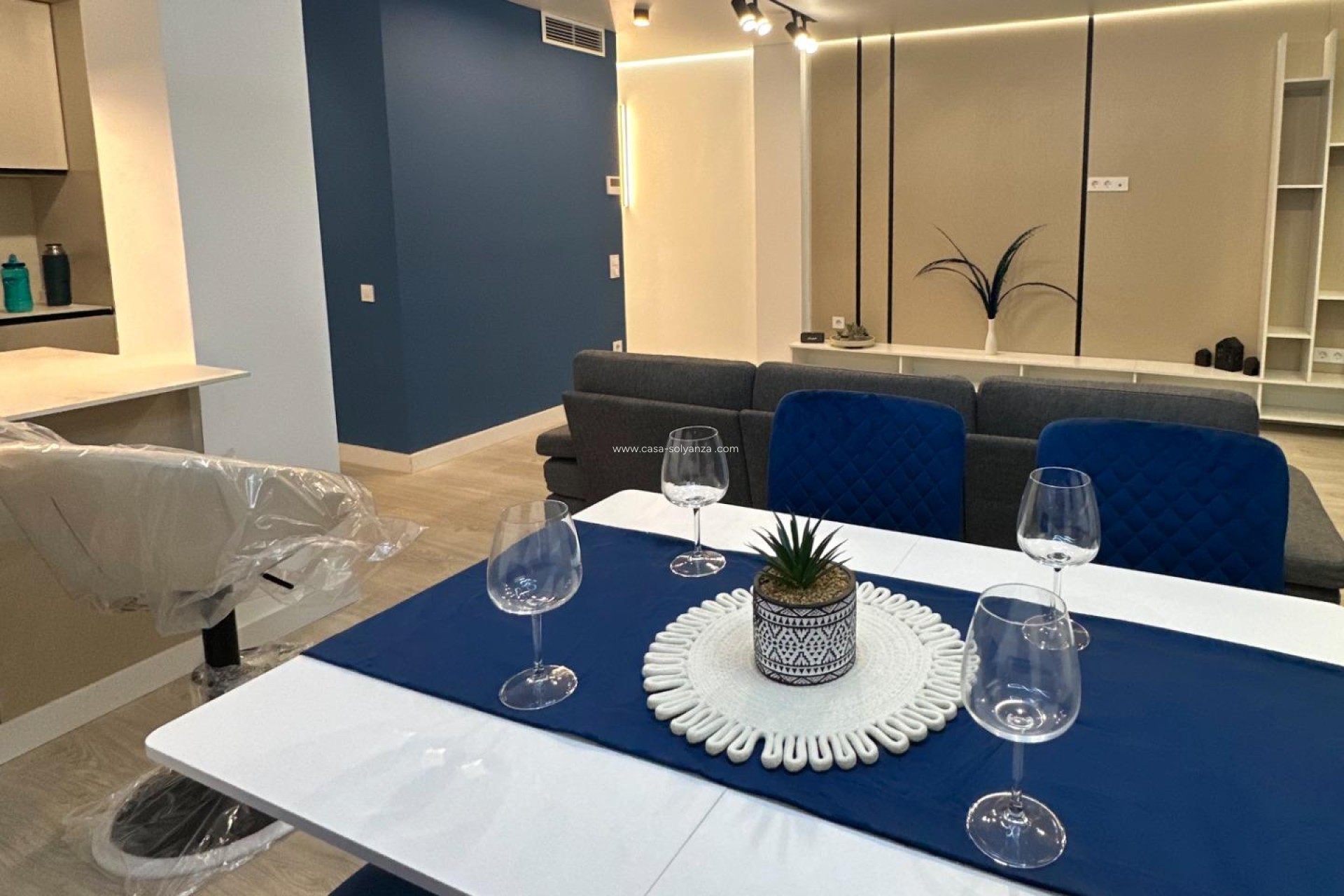 Reventa - Apartamento / piso - Torrevieja - El Acequión - Los Náufragos