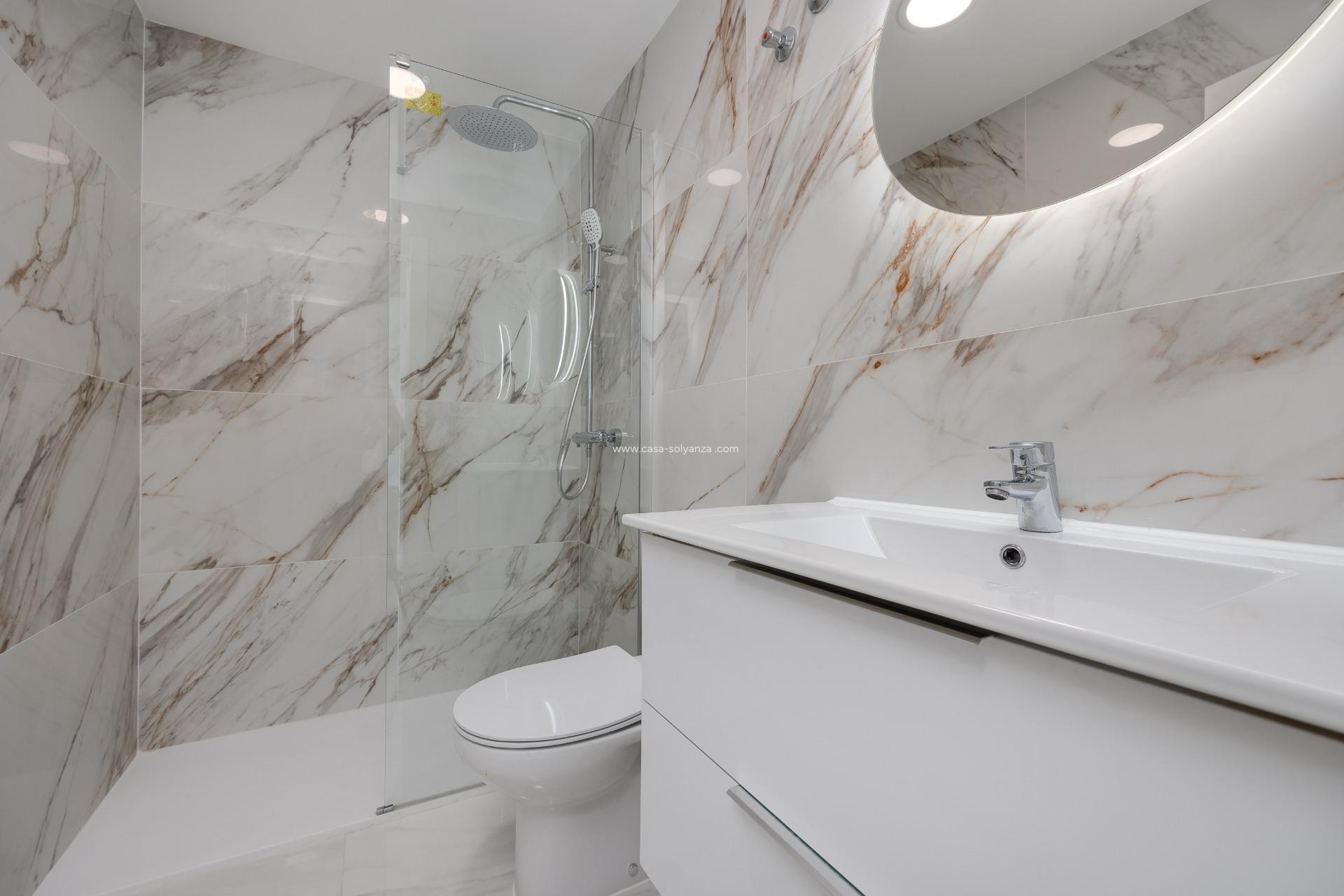 Reventa - Apartamento / piso - Torrevieja - El Limonar