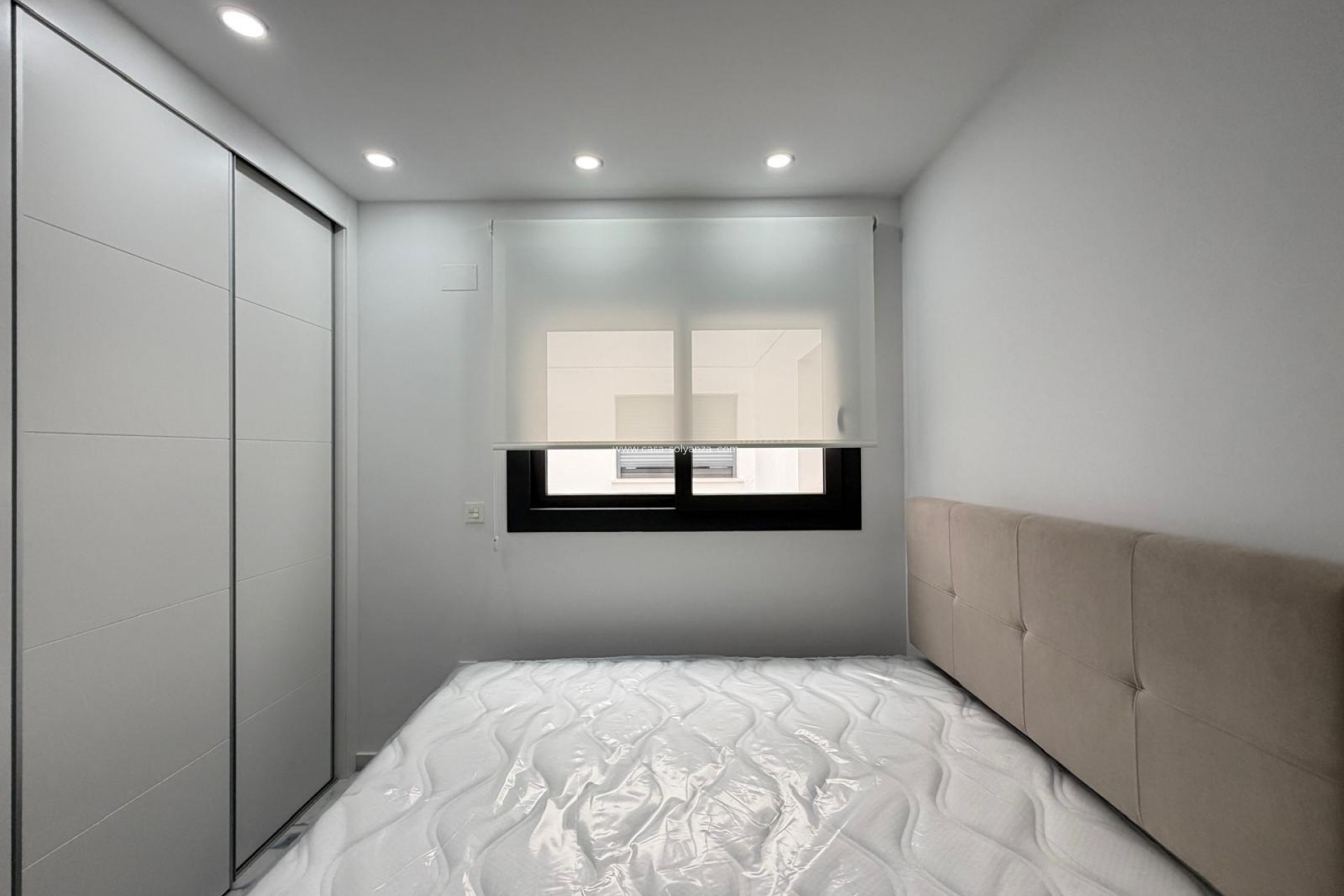 Reventa - Apartamento / piso - Torrevieja - Estacion Autobuses