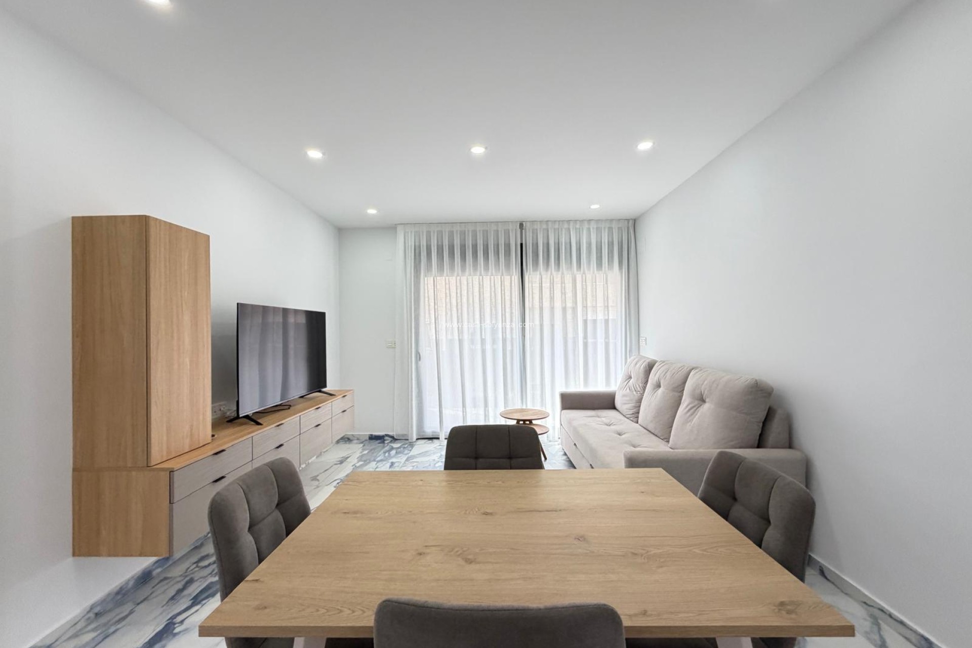 Reventa - Apartamento / piso - Torrevieja - Estacion Autobuses