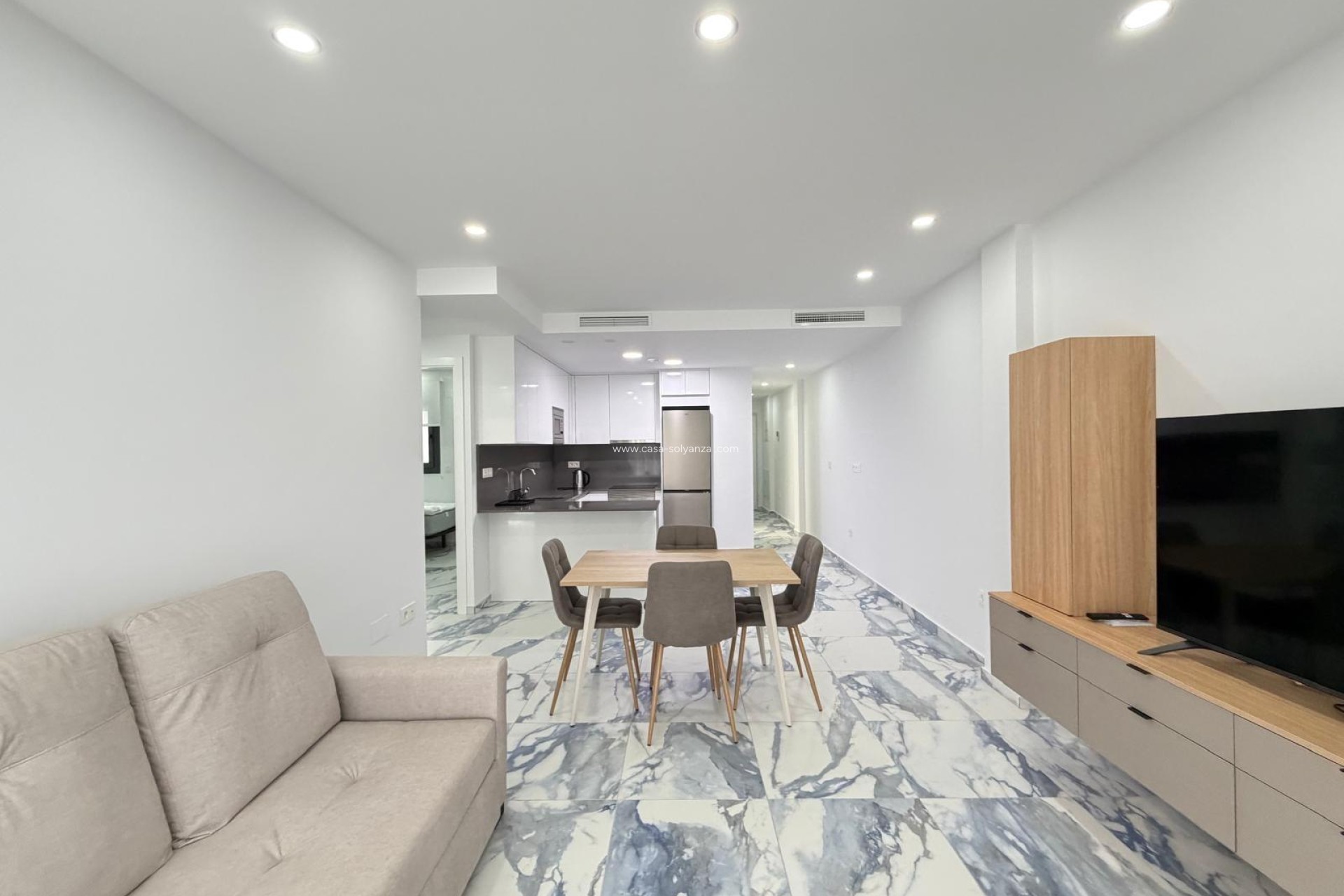 Reventa - Apartamento / piso - Torrevieja - Estacion Autobuses