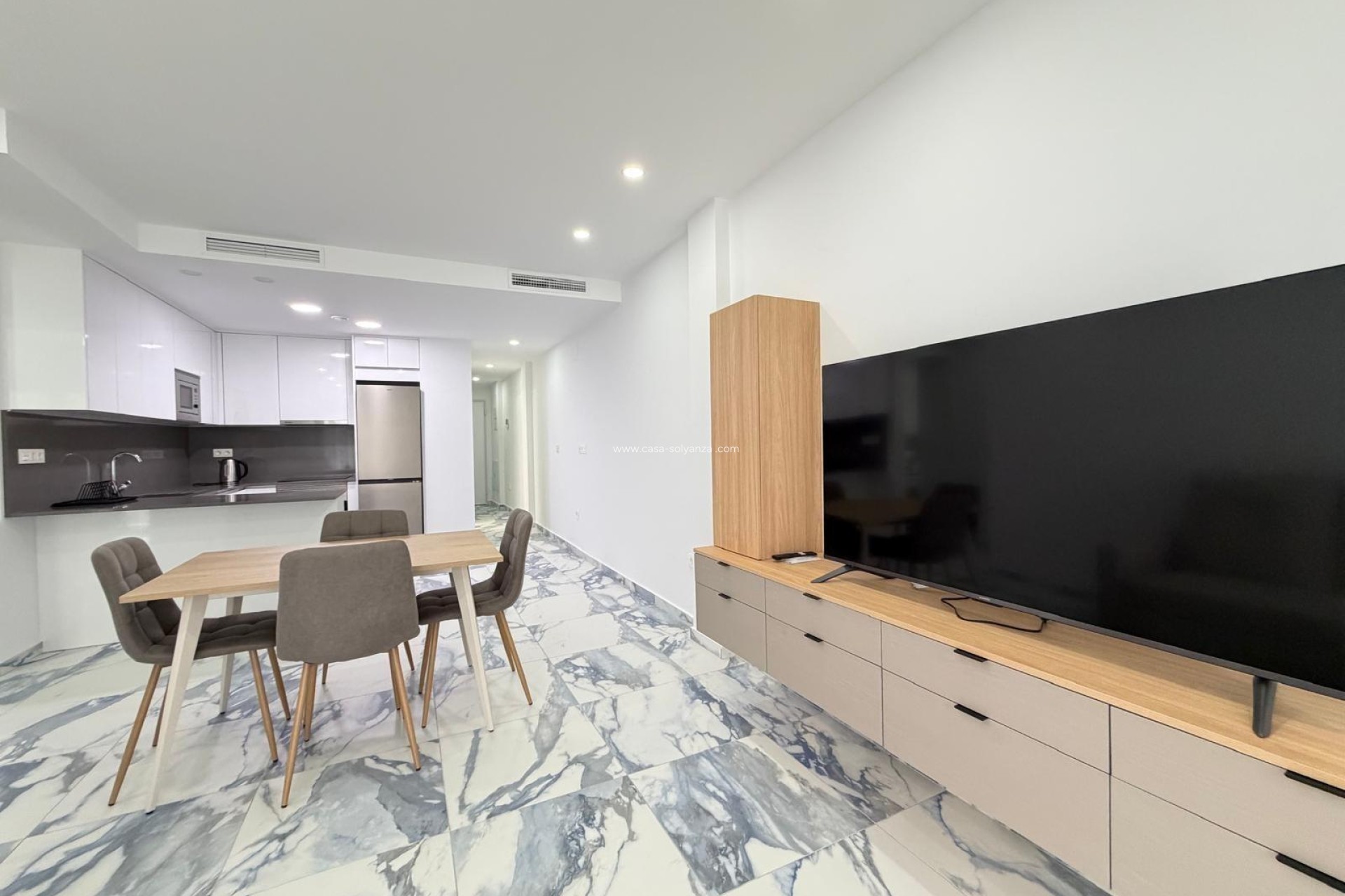 Reventa - Apartamento / piso - Torrevieja - Estacion Autobuses