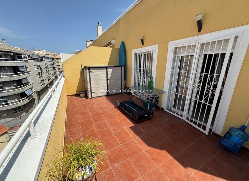 Reventa - Apartamento / piso - Torrevieja - Estacion Autobuses