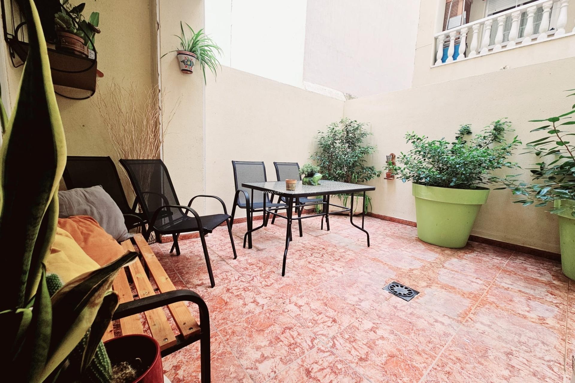 Reventa - Apartamento / piso - Torrevieja - Estacion Autobuses