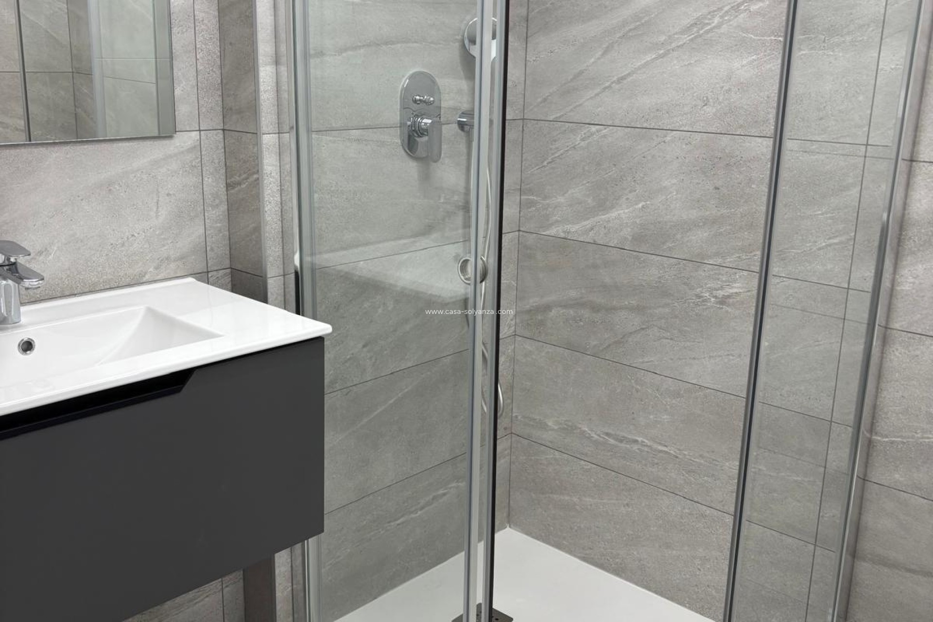 Reventa - Apartamento / piso - Torrevieja - Estacion Autobuses