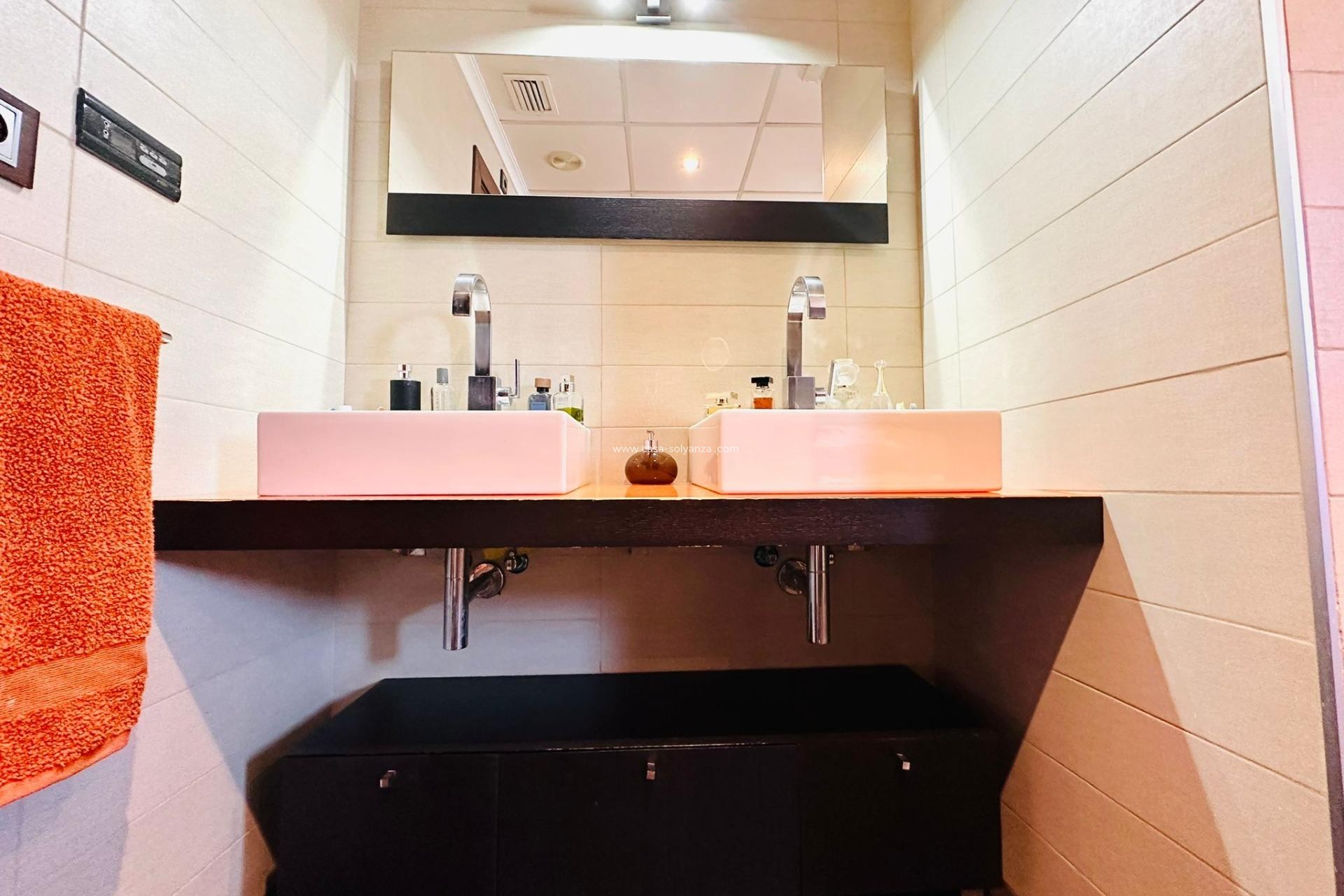 Reventa - Apartamento / piso - Torrevieja - Estacion Autobuses