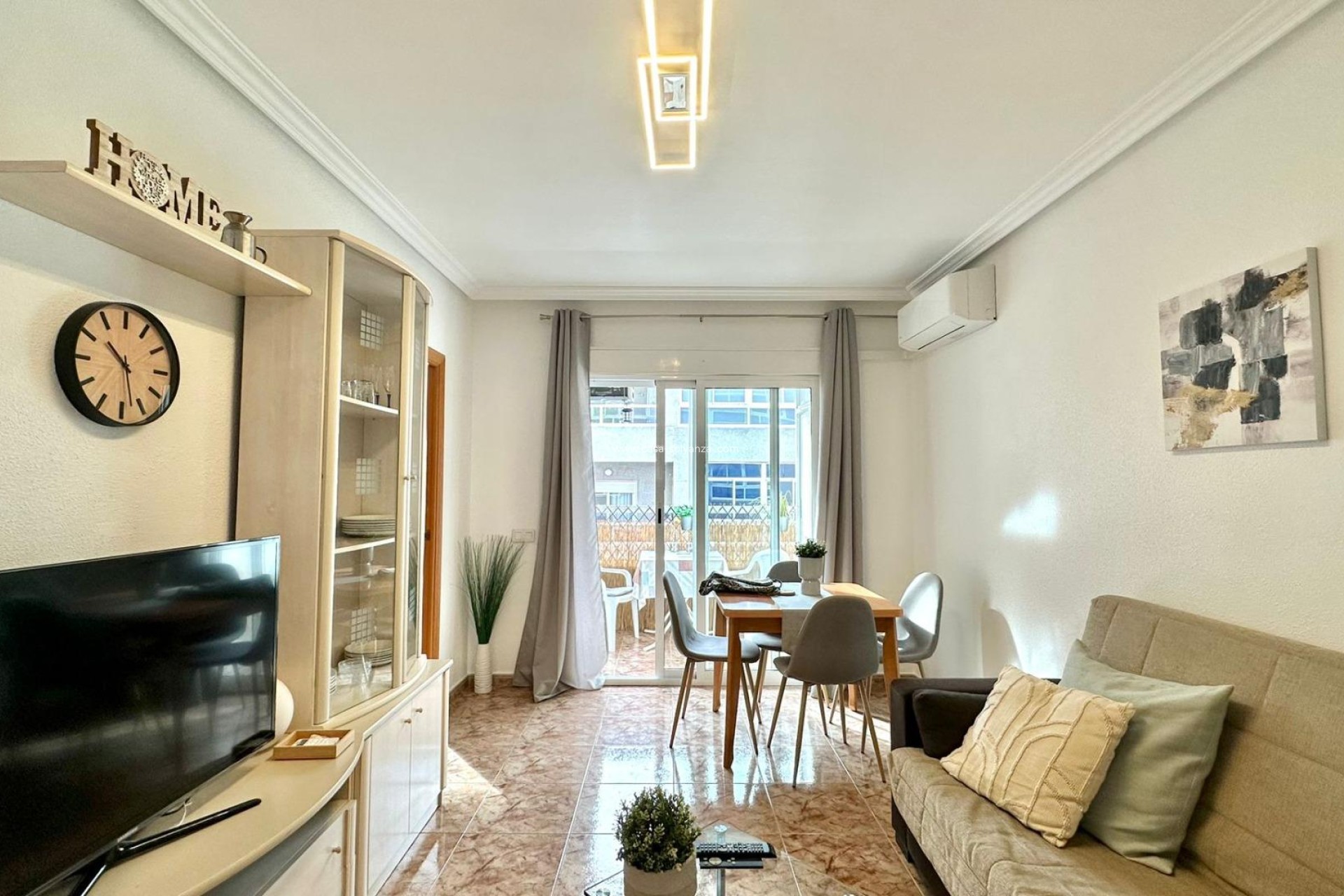 Reventa - Apartamento / piso - Torrevieja - Estacion Autobuses