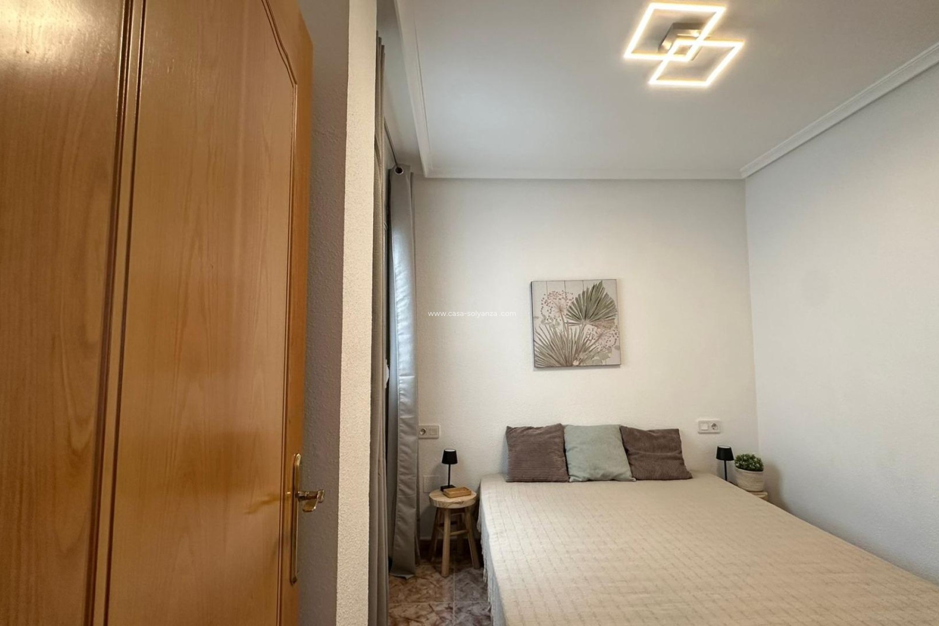 Reventa - Apartamento / piso - Torrevieja - Estacion Autobuses