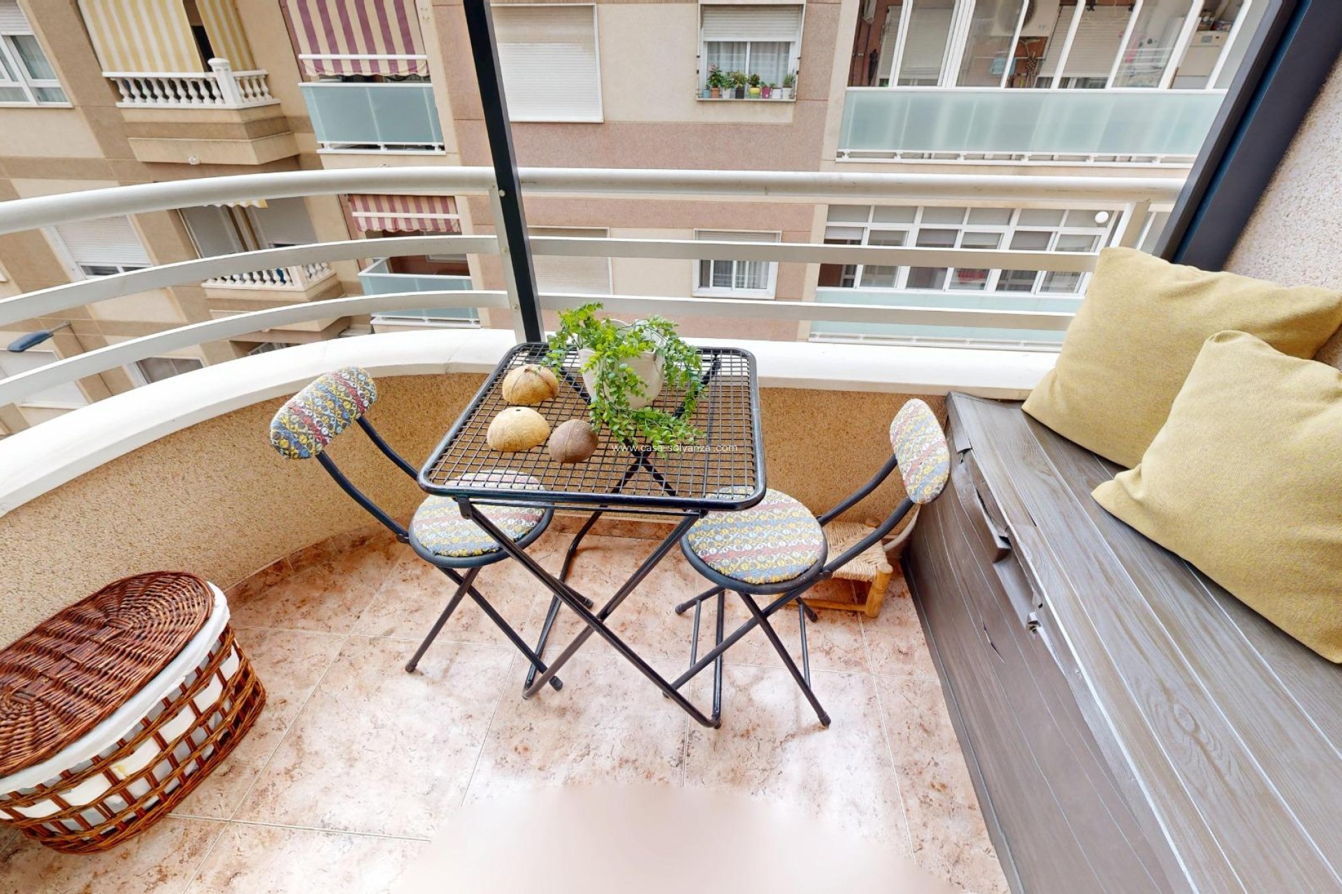 Reventa - Apartamento / piso - Torrevieja - Estacion Autobuses