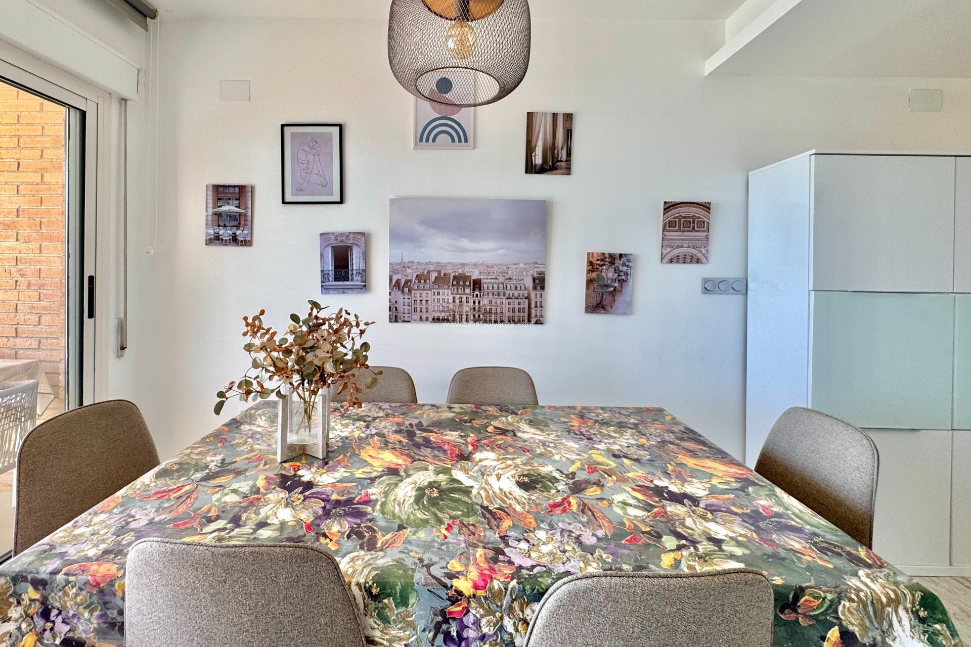 Reventa - Apartamento / piso - Torrevieja - Estacion Autobuses