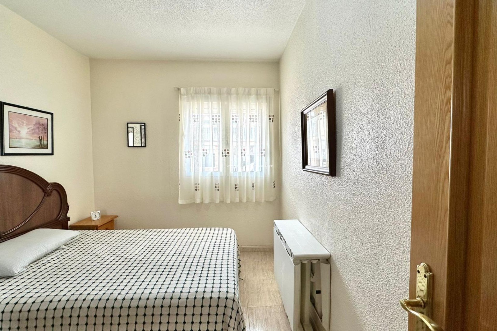 Reventa - Apartamento / piso - Torrevieja - Estacion Autobuses