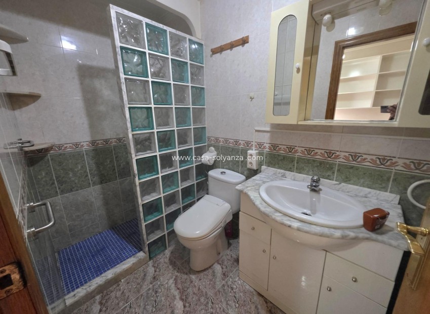 Reventa - Apartamento / piso - Torrevieja - Estacion Autobuses