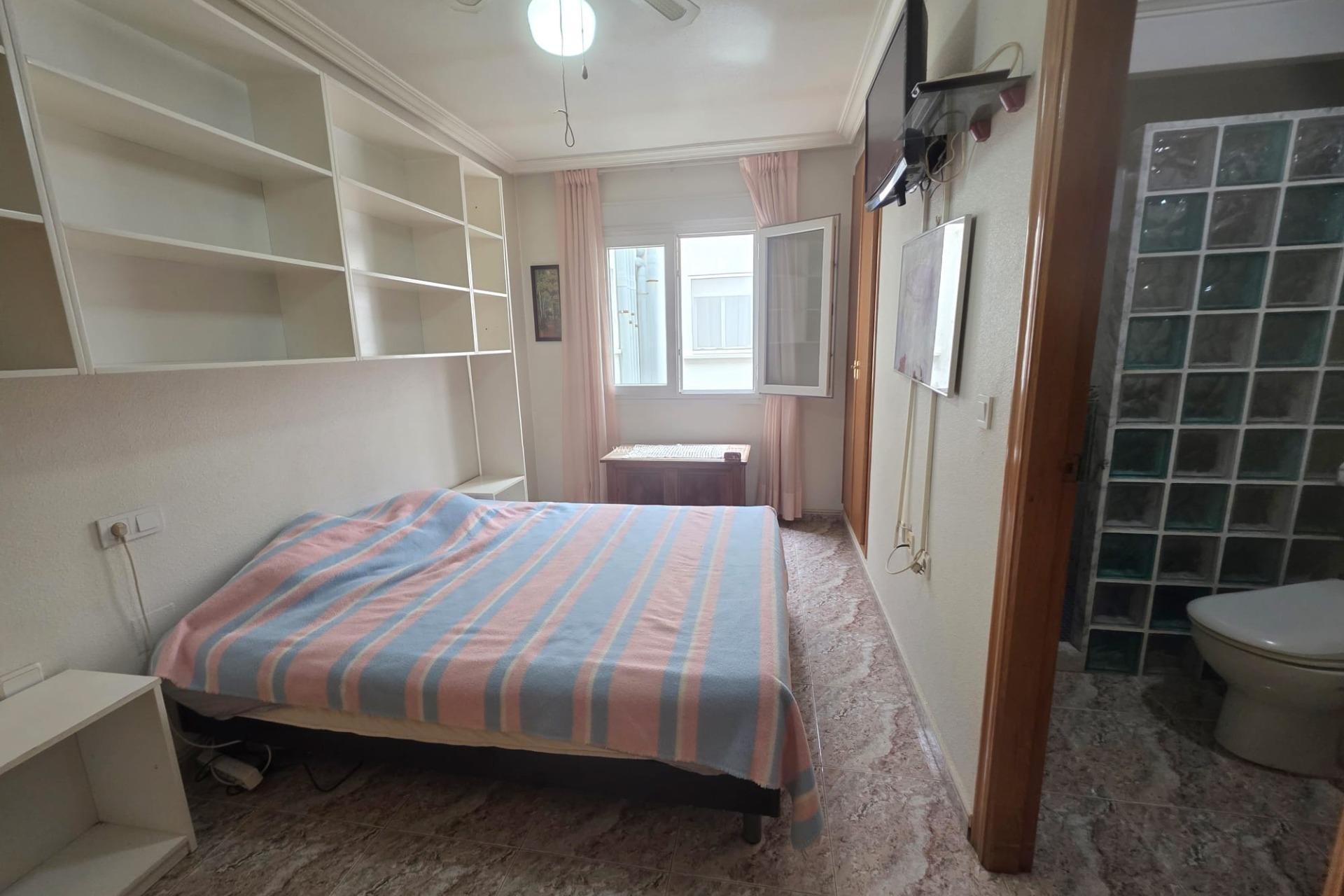 Reventa - Apartamento / piso - Torrevieja - Estacion Autobuses