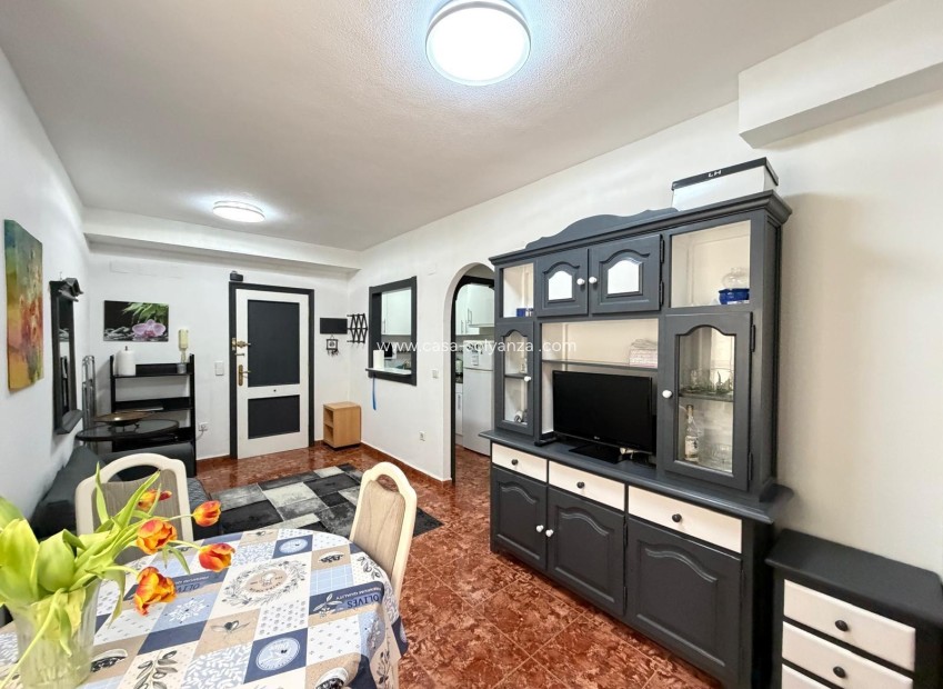 Reventa - Apartamento / piso - Torrevieja - Estacion Autobuses