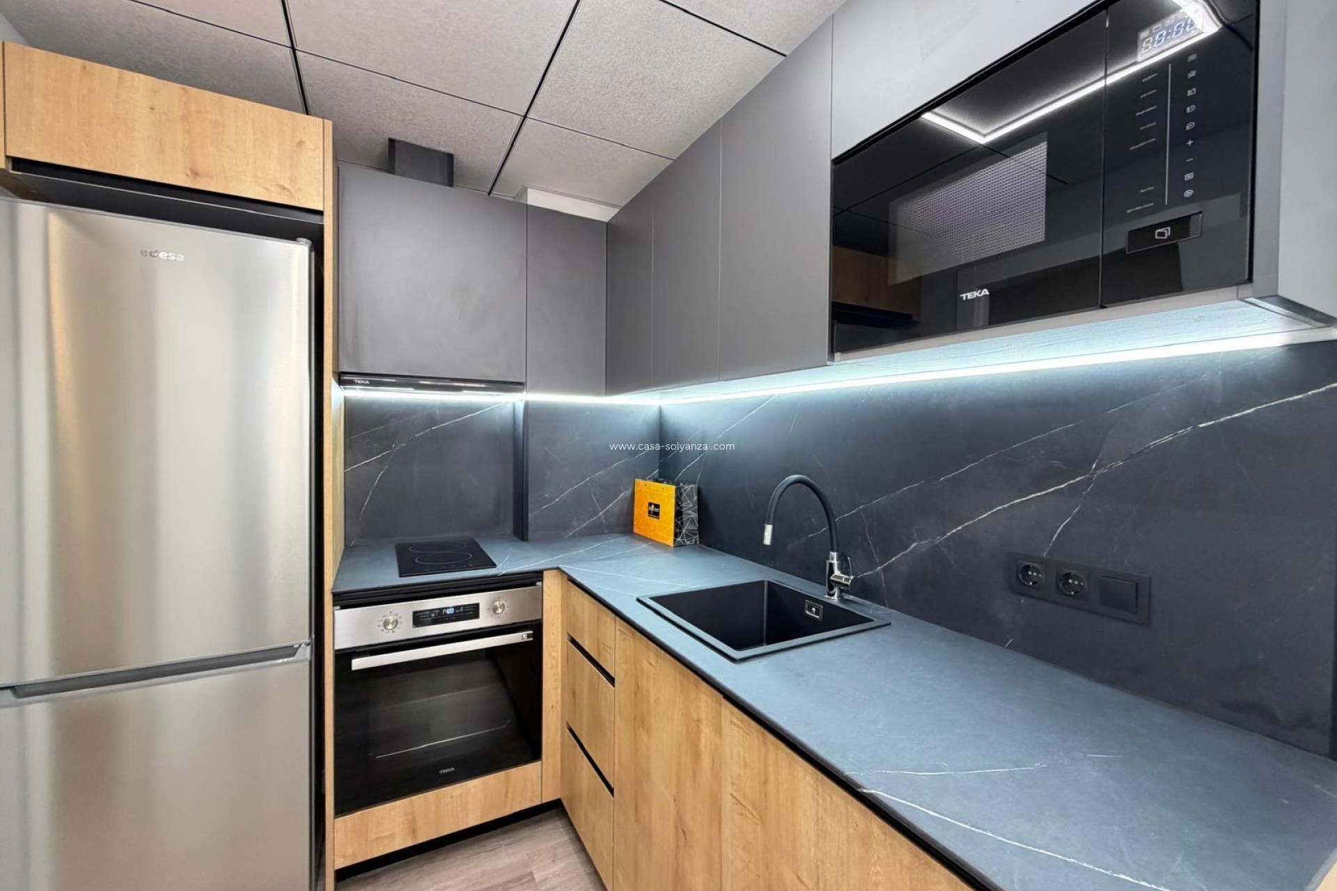 Reventa - Apartamento / piso - Torrevieja - Estacion Autobuses