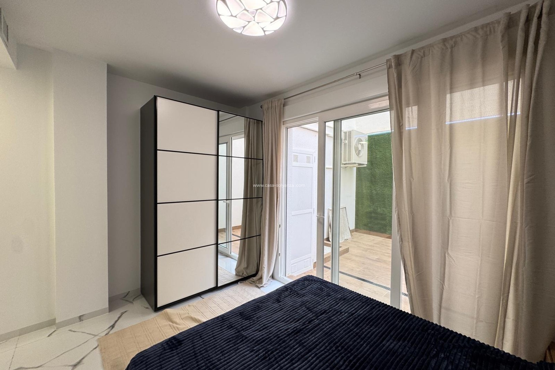 Reventa - Apartamento / piso - Torrevieja - Estacion Autobuses