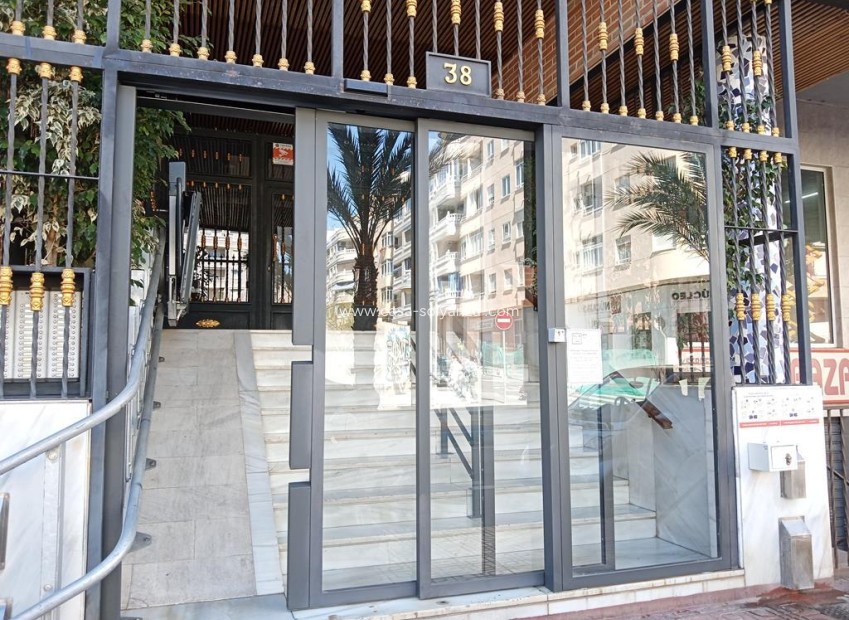 Reventa - Apartamento / piso - Torrevieja - Habaneras