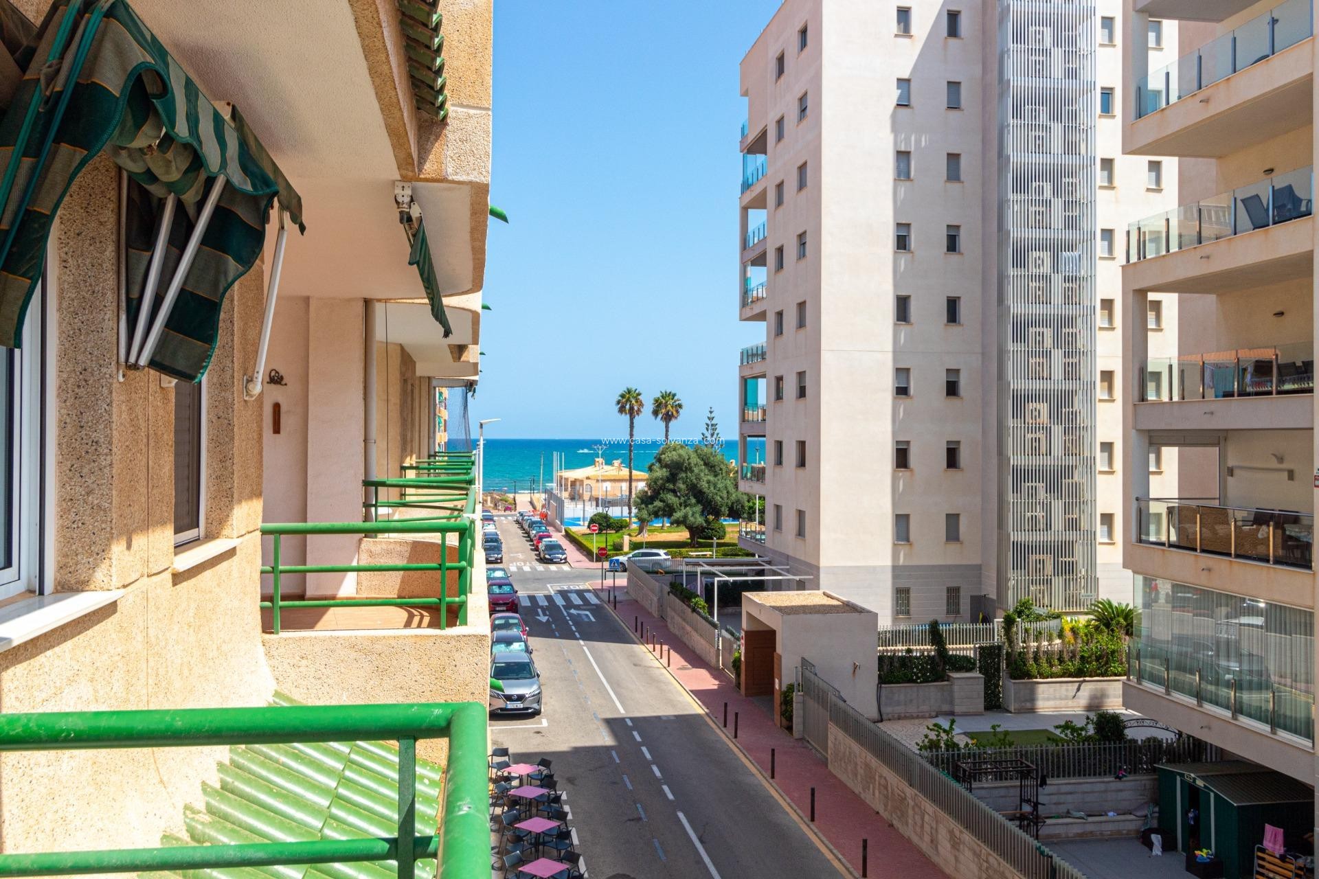 Reventa - Apartamento / piso - Torrevieja - La Mata