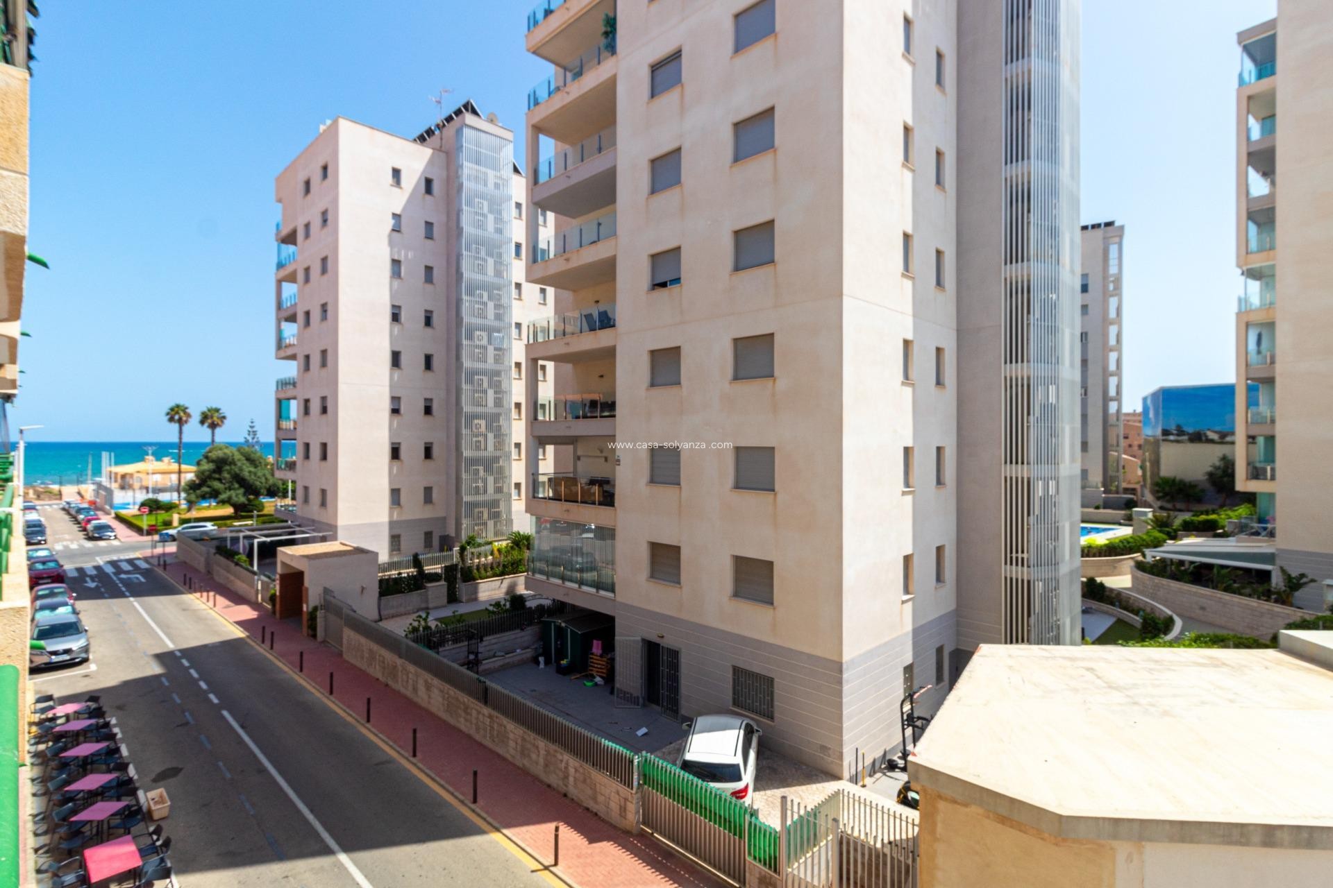 Reventa - Apartamento / piso - Torrevieja - La Mata