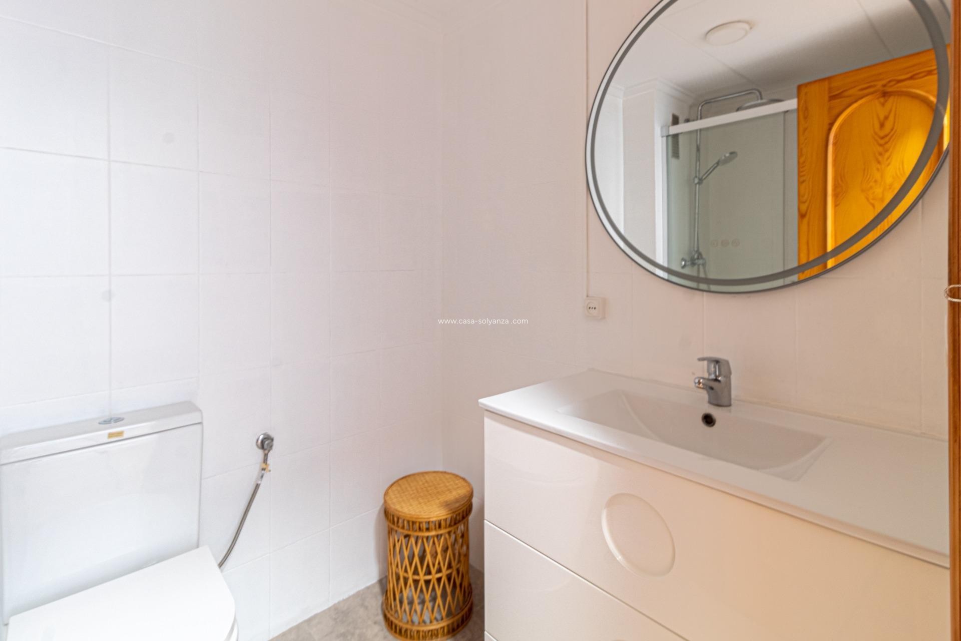 Reventa - Apartamento / piso - Torrevieja - La Mata