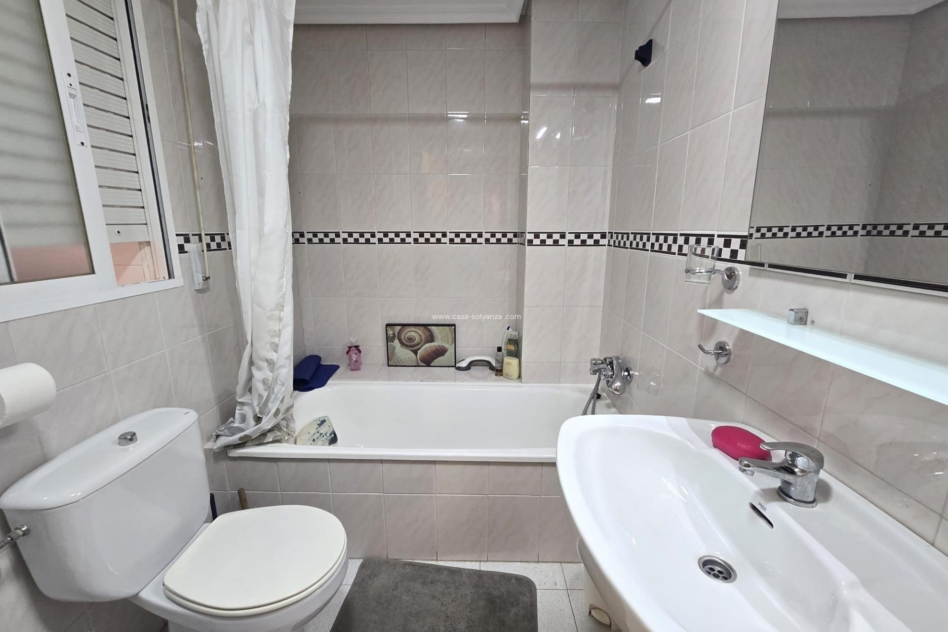 Reventa - Apartamento / piso - Torrevieja - La Mata