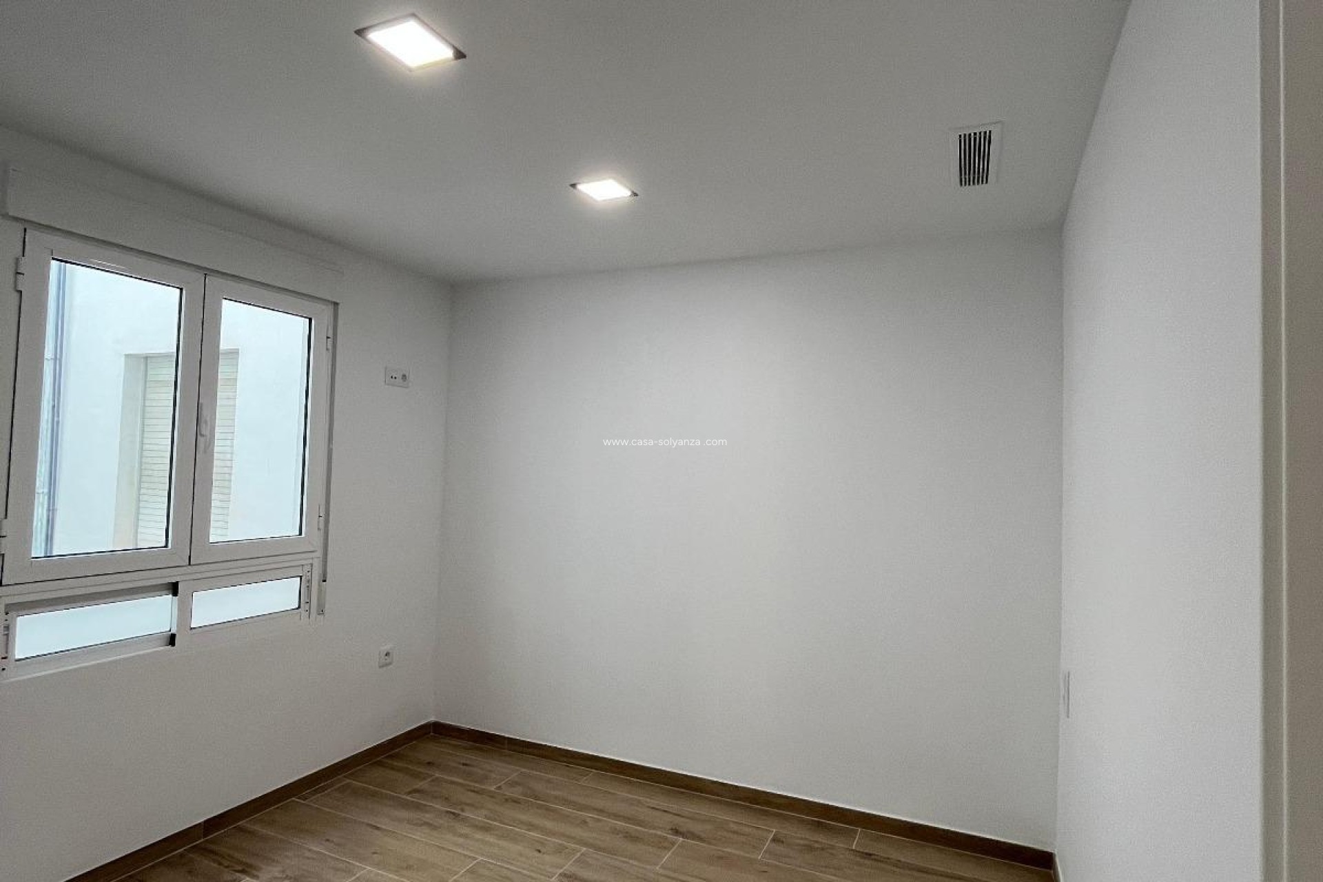 Reventa - Apartamento / piso - Torrevieja - La Mata