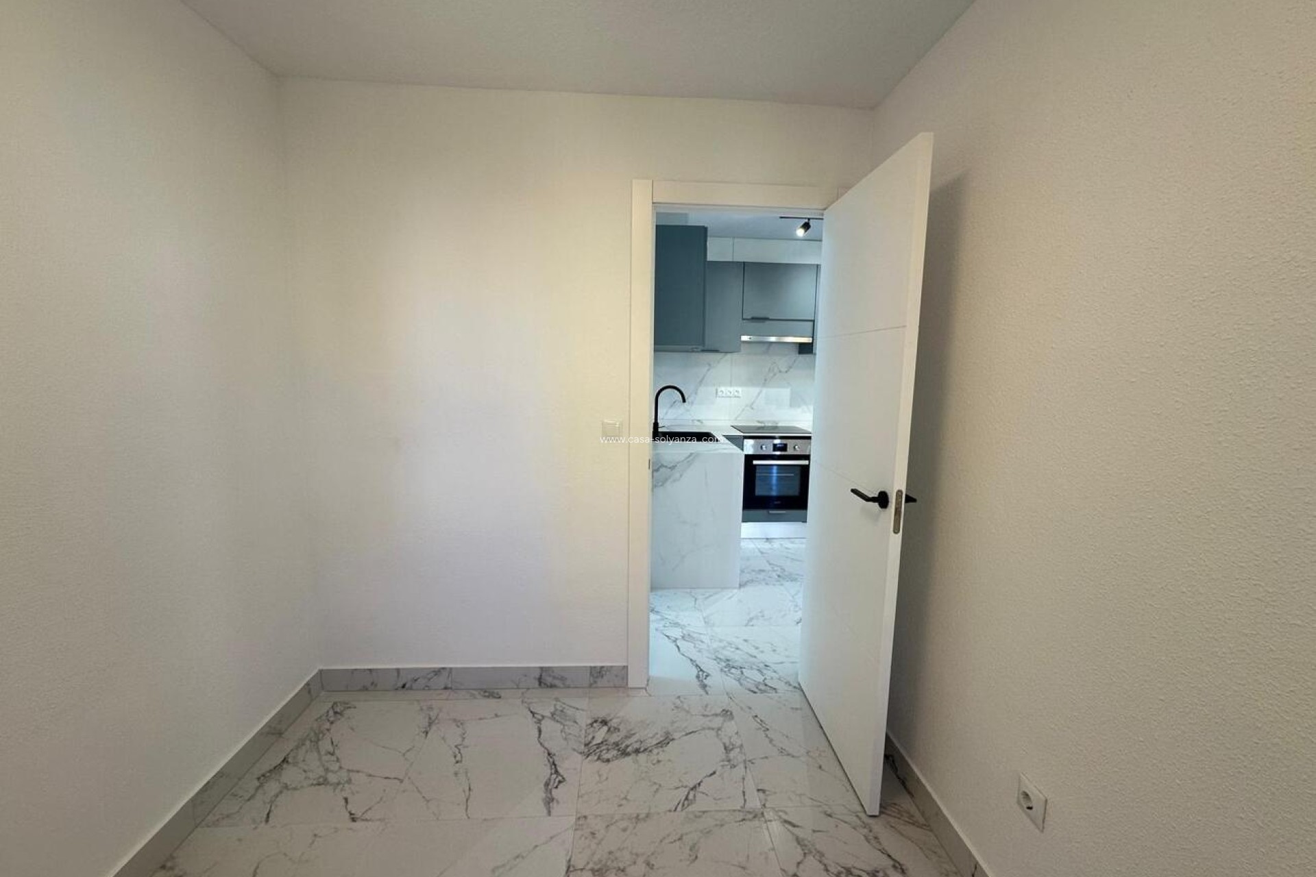 Reventa - Apartamento / piso - Torrevieja - La veleta