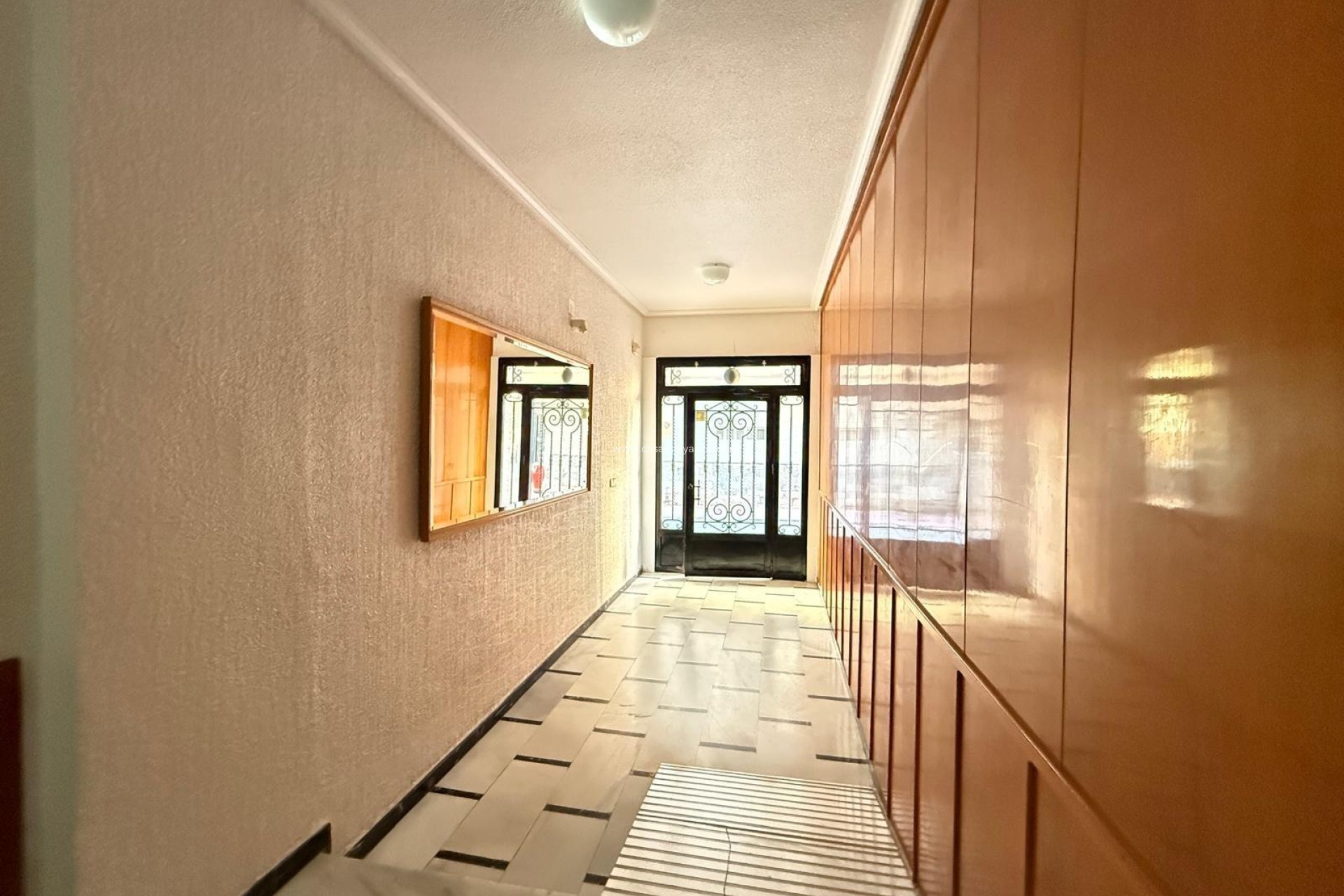 Reventa - Apartamento / piso - Torrevieja - Las Piscinas Naturales