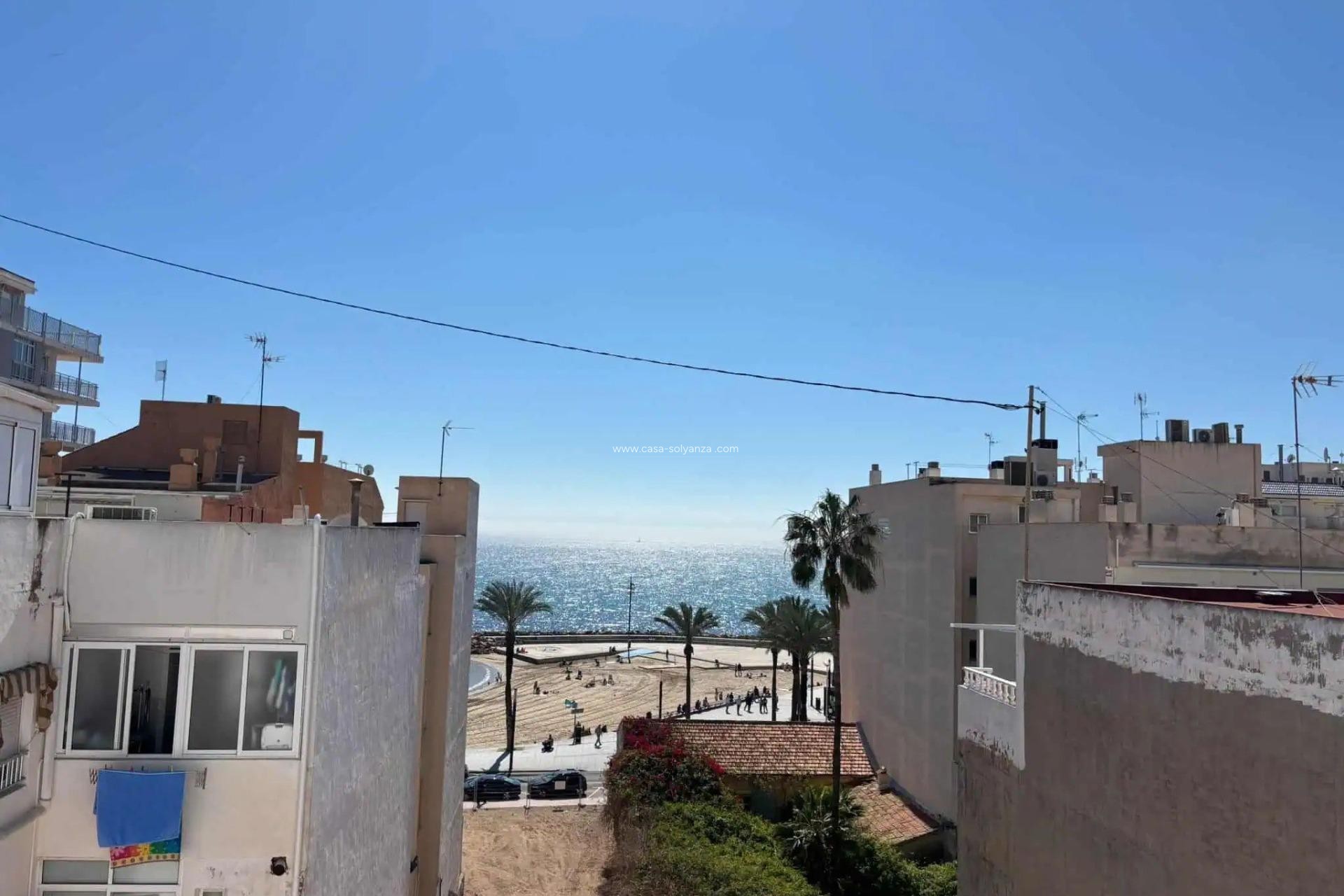 Reventa - Apartamento / piso - Torrevieja - Las Piscinas Naturales