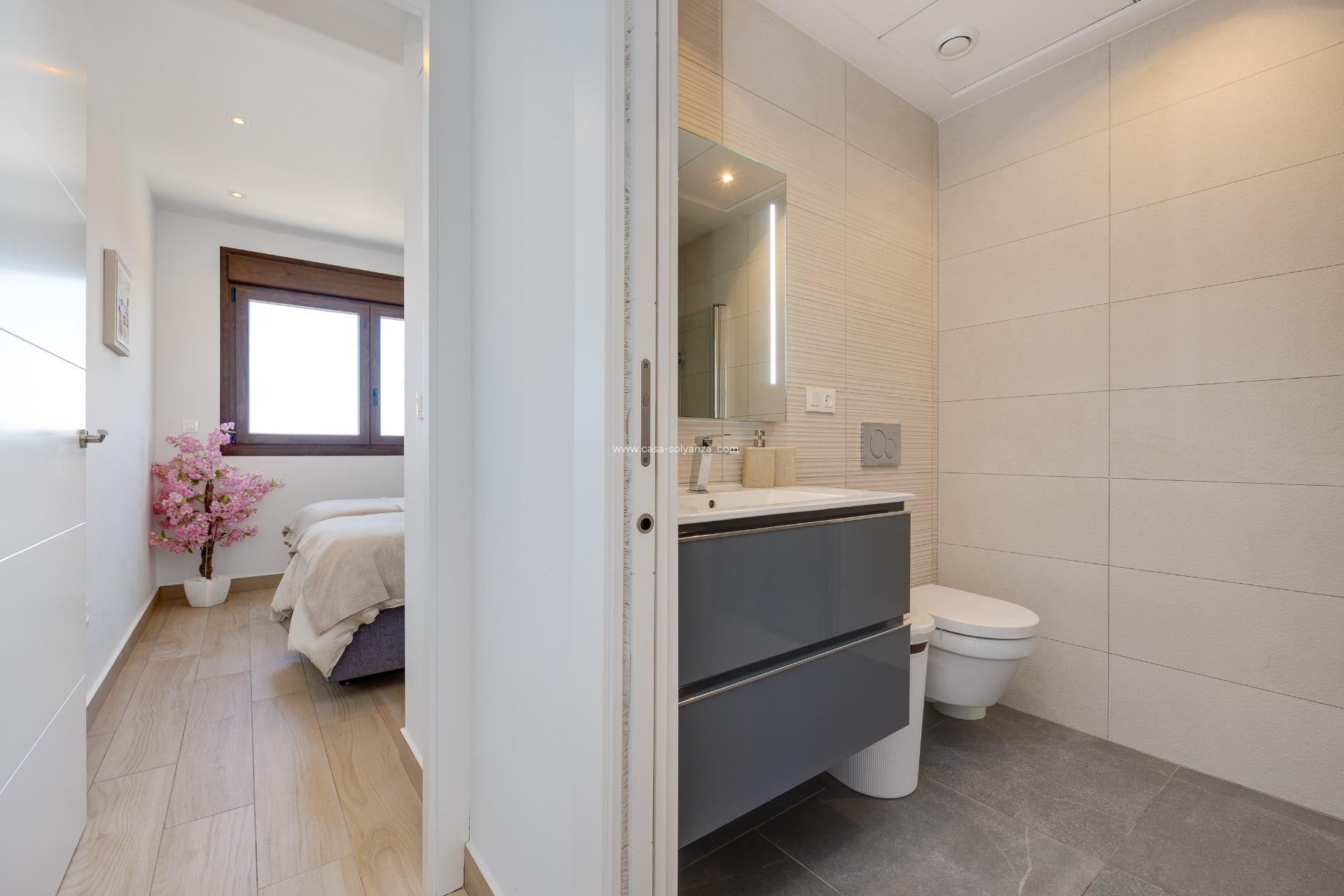 Reventa - Apartamento / piso - Torrevieja - Los Balcones