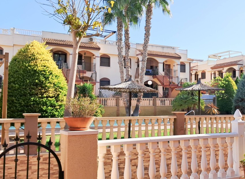 Reventa - Apartamento / piso - Torrevieja - Parque Acuático - Sector 25