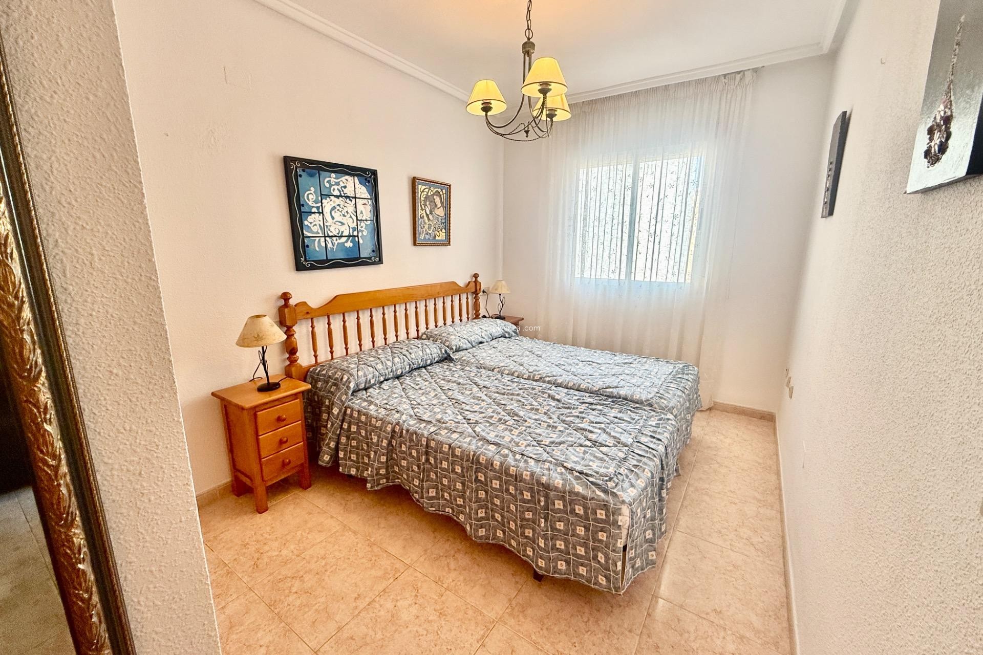 Reventa - Apartamento / piso - Torrevieja - PARQUE DE LAS NACIONES