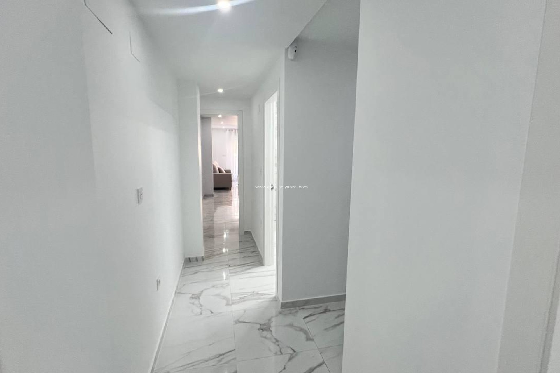 Reventa - Apartamento / piso - Torrevieja - PARQUE DE LAS NACIONES