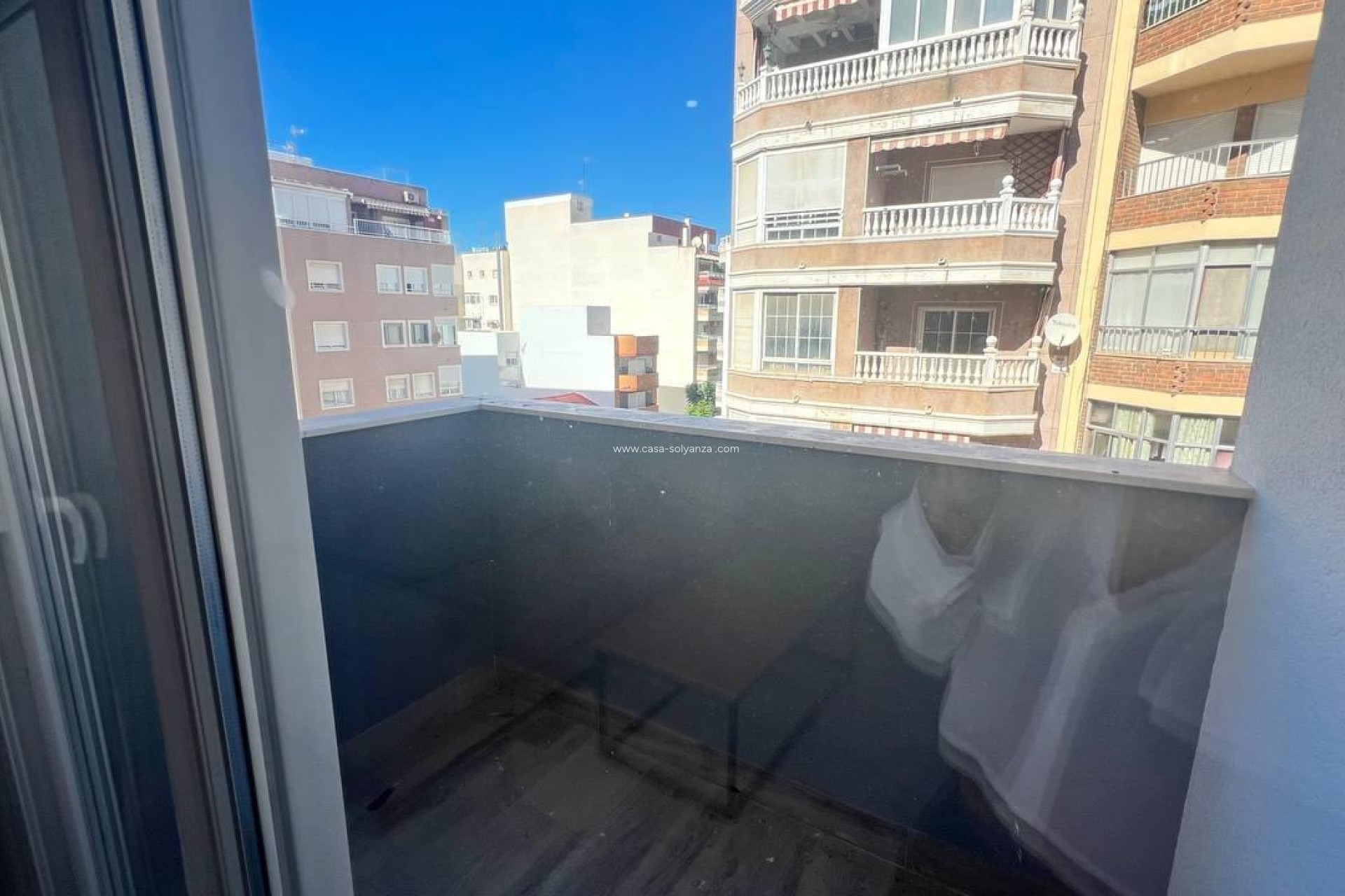 Reventa - Apartamento / piso - Torrevieja - PARQUE DE LAS NACIONES