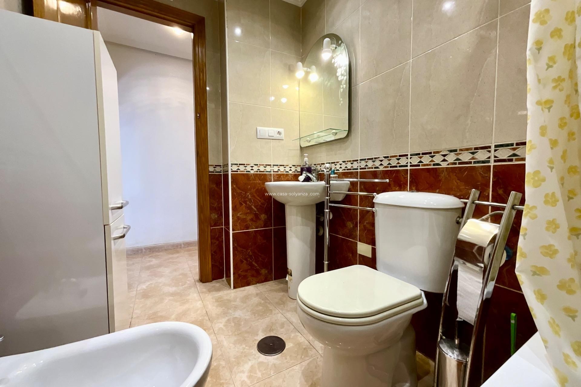 Reventa - Apartamento / piso - Torrevieja - PARQUE DE LAS NACIONES