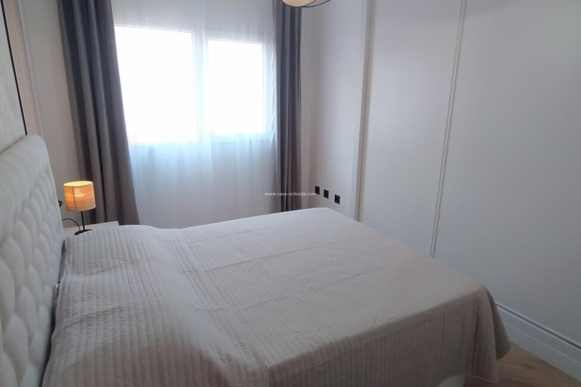 Reventa - Apartamento / piso - Torrevieja - PARQUE DE LAS NACIONES