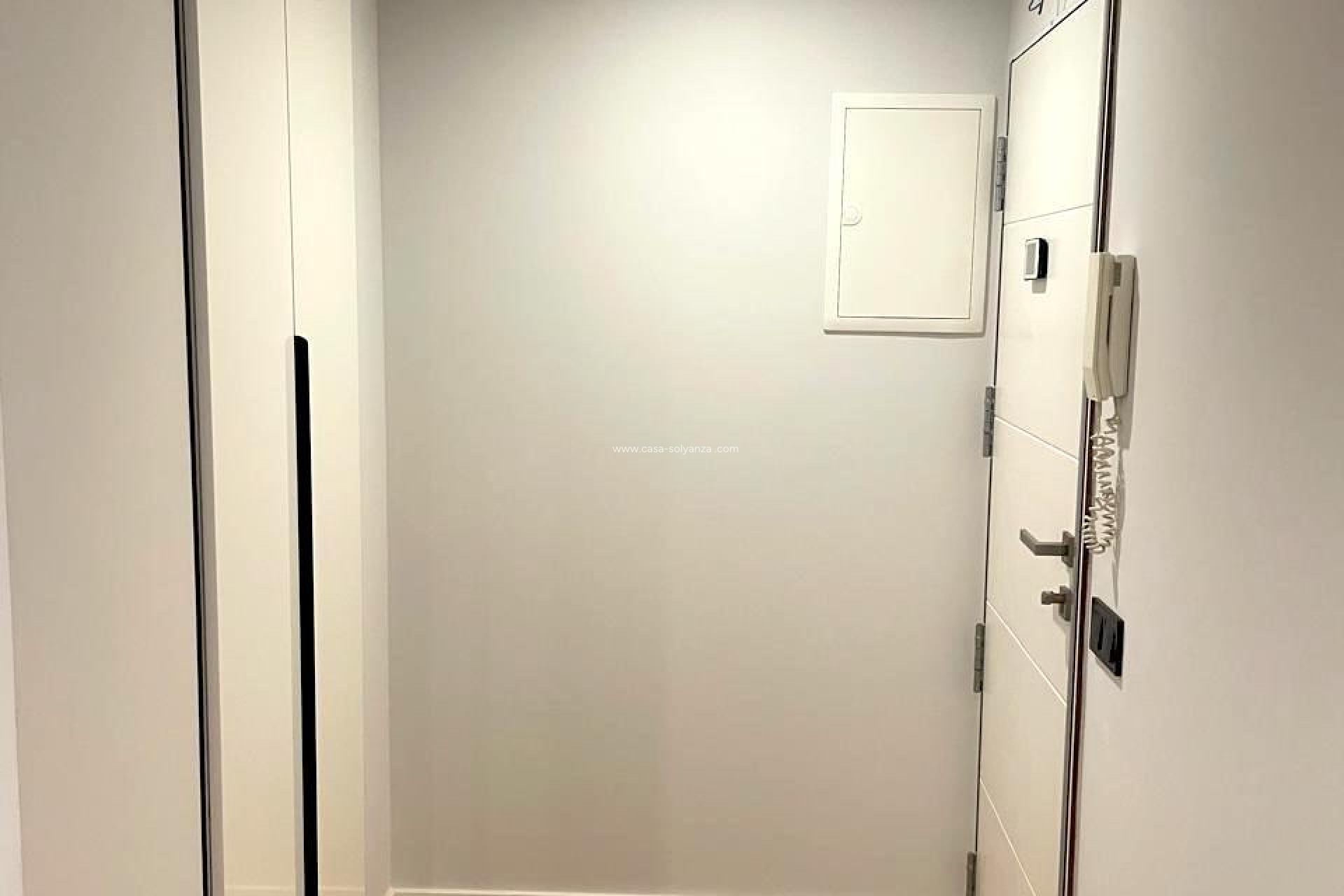 Reventa - Apartamento / piso - Torrevieja - Paseo Maritimo