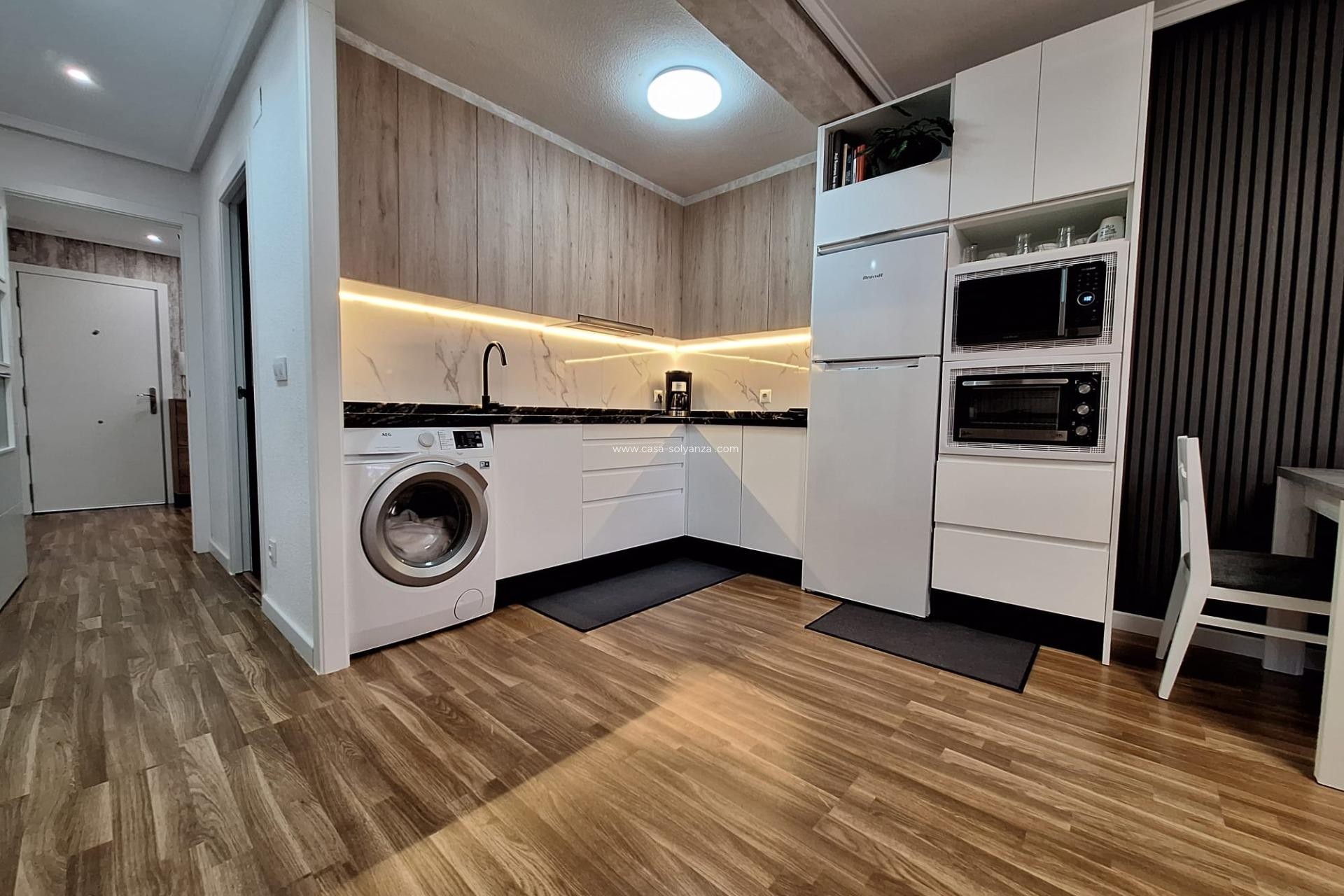 Reventa - Apartamento / piso - Torrevieja - Playa de los Locos