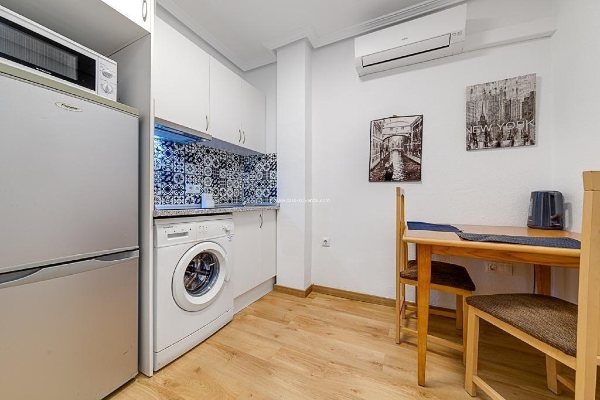 Reventa - Apartamento / piso - Torrevieja - Playa de los Locos