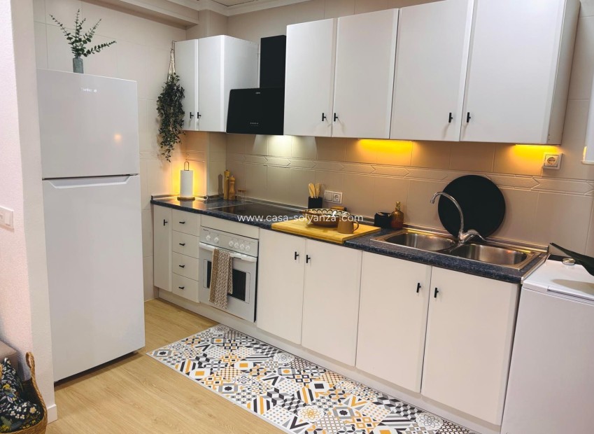 Reventa - Apartamento / piso - Torrevieja - Playa de los Locos