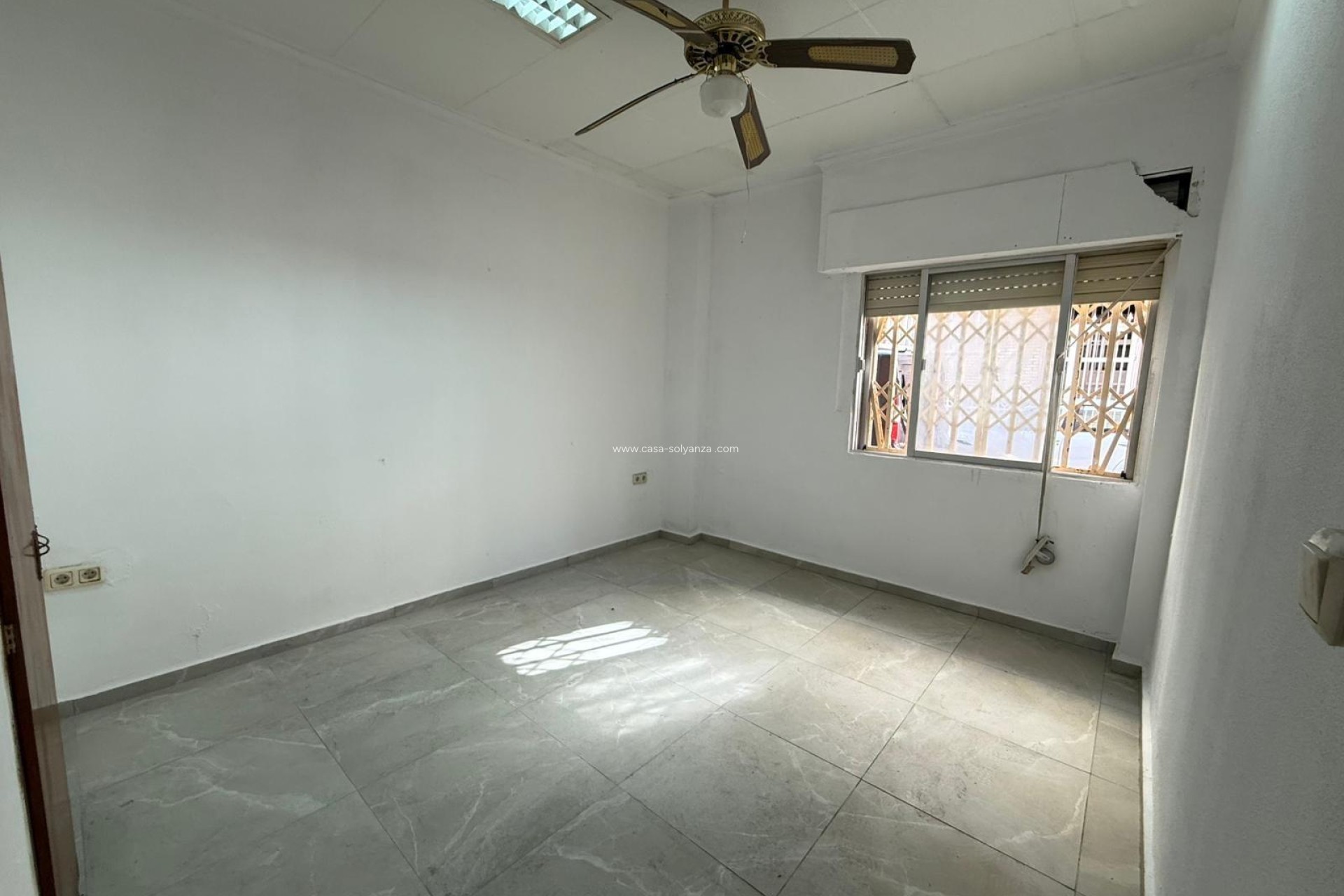 Reventa - Apartamento / piso - Torrevieja - Playa de los Locos