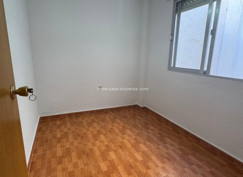 Reventa - Apartamento / piso - Torrevieja - Playa de los Locos