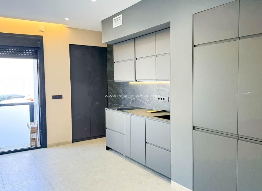 Reventa - Apartamento / piso - Torrevieja - Playa de los Locos