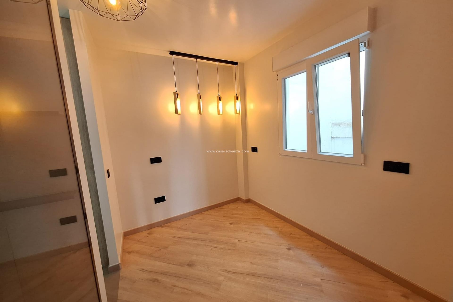 Reventa - Apartamento / piso - Torrevieja - Playa de los Locos