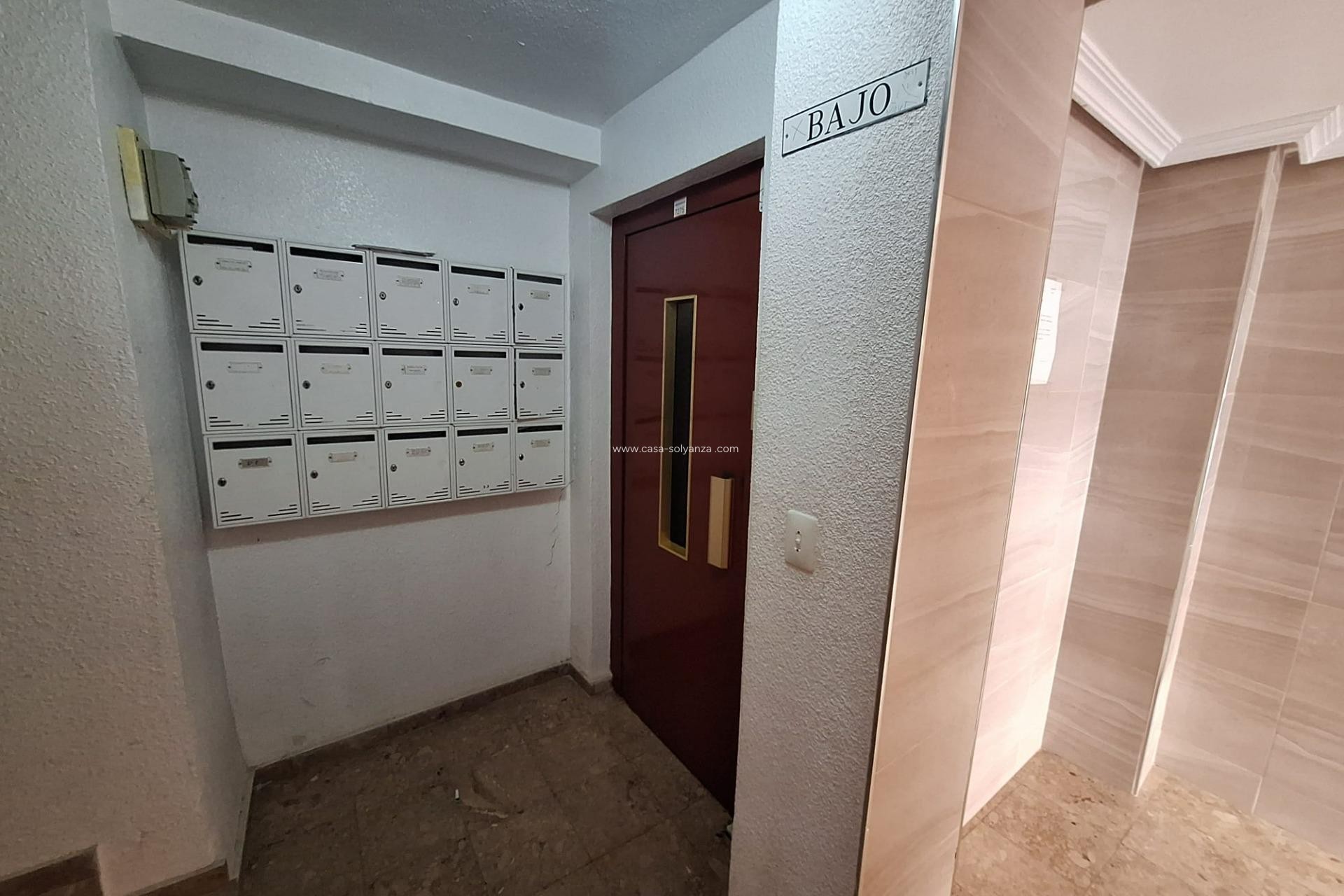 Reventa - Apartamento / piso - Torrevieja - Playa de los Locos