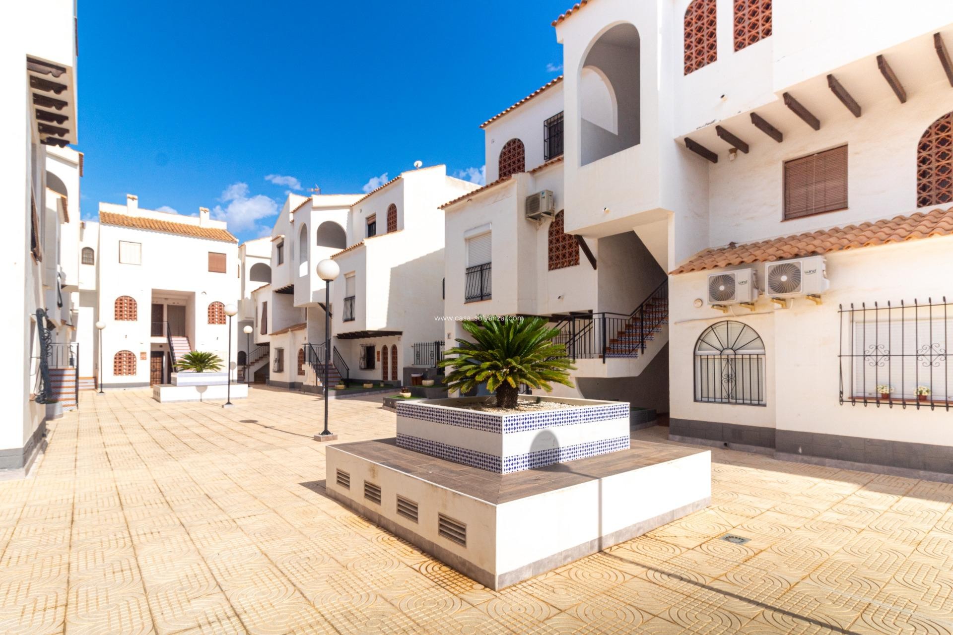 Reventa - Apartamento / piso - Torrevieja - Playa de los Naufragos