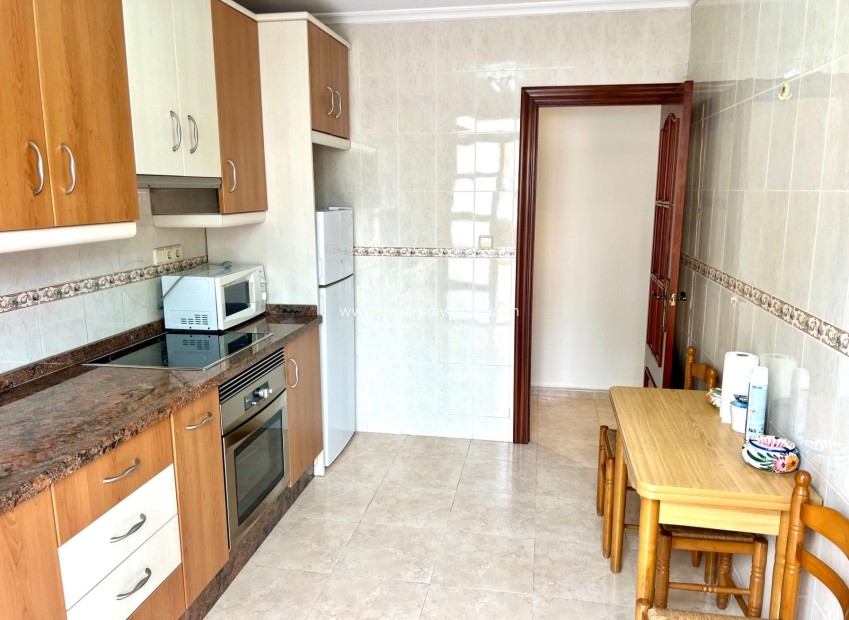 Reventa - Apartamento / piso - Torrevieja - Playa De Los Naufragos